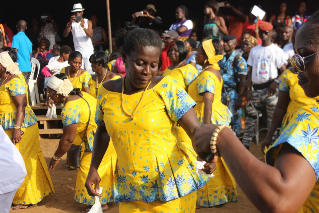 WIKIMEDIA Danse NZima Bassam Cote dIvoire 1