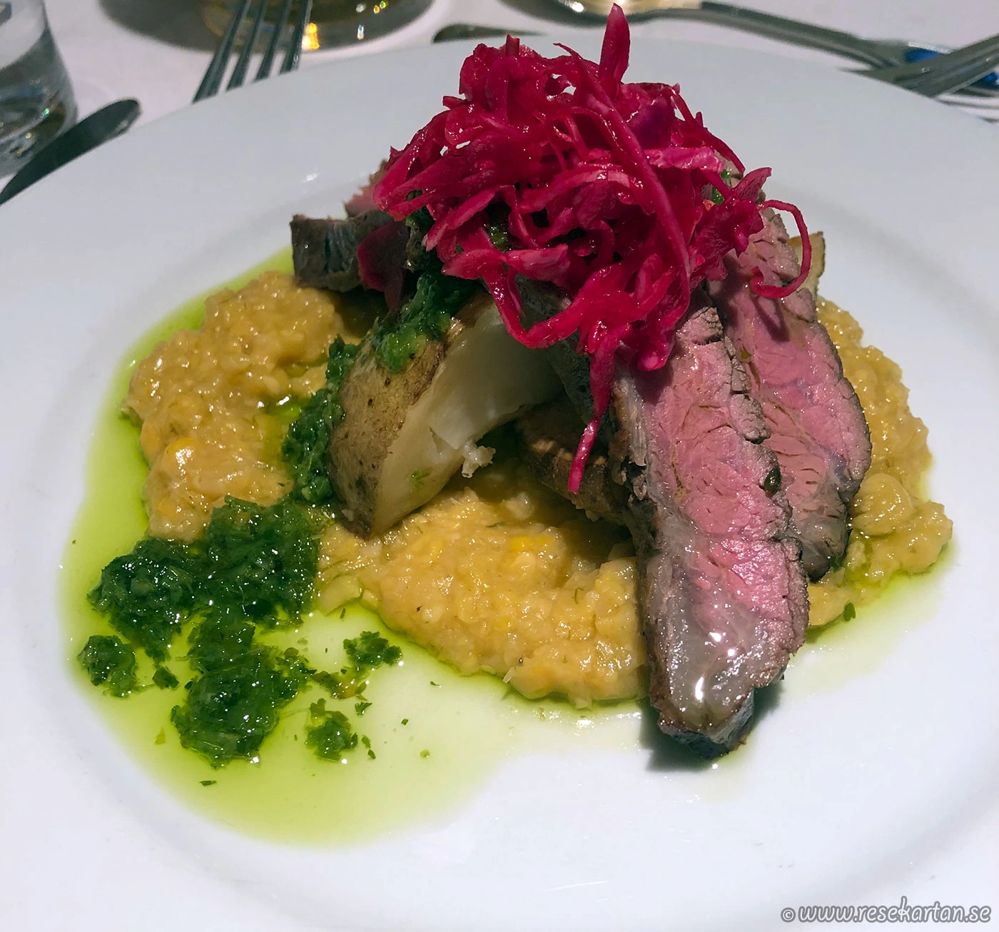 Flank steak med majspuré och chimichurri, Antarktis