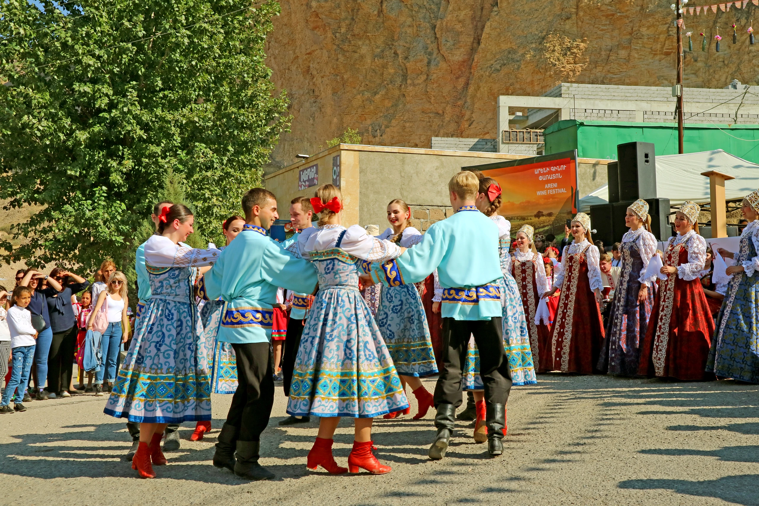Folkdanser på Areni Wine Festival, Armenien