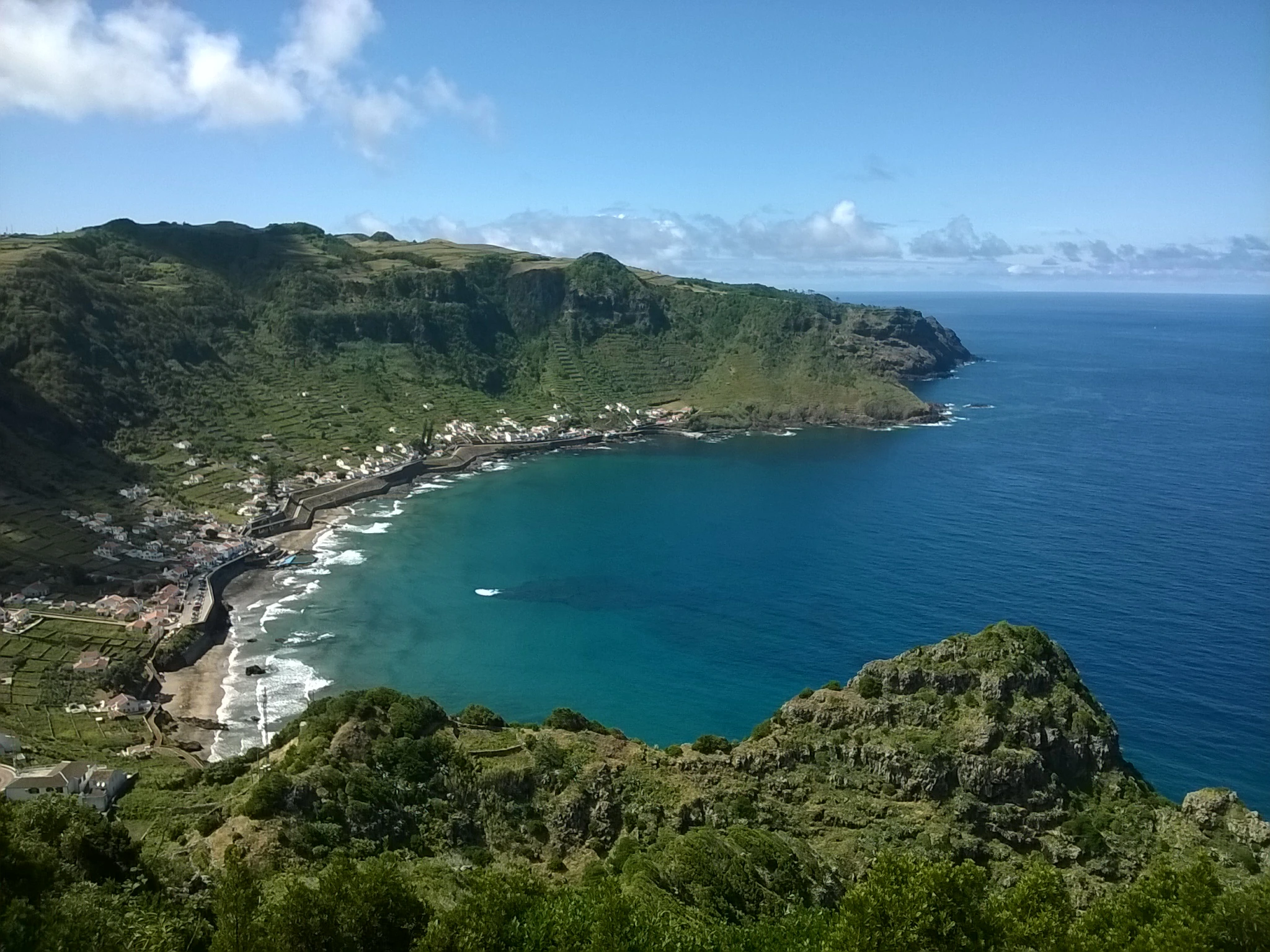 Baía de São Lourenço, Azorerna