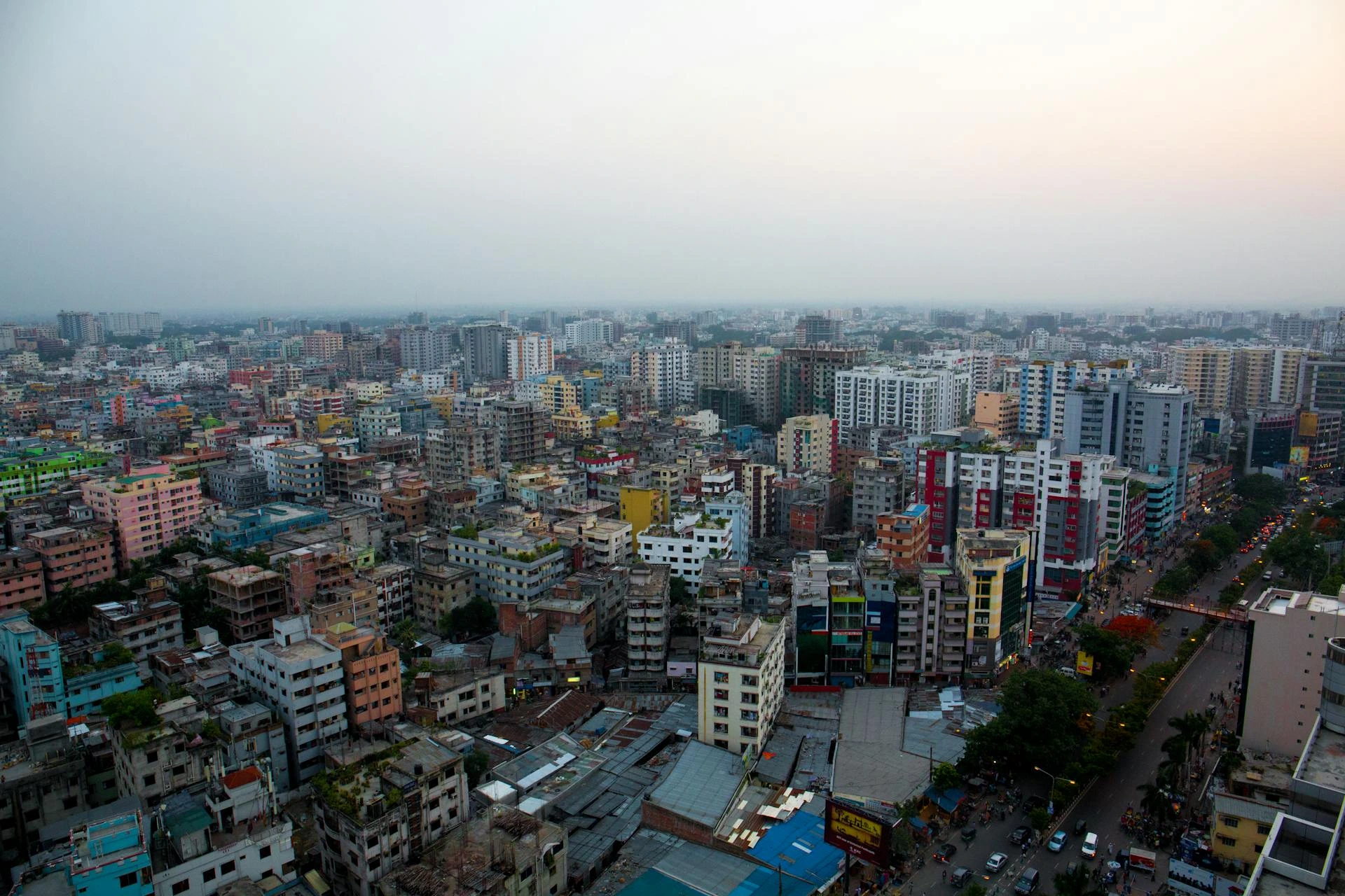 Flygfoto över stad i Bangladesh