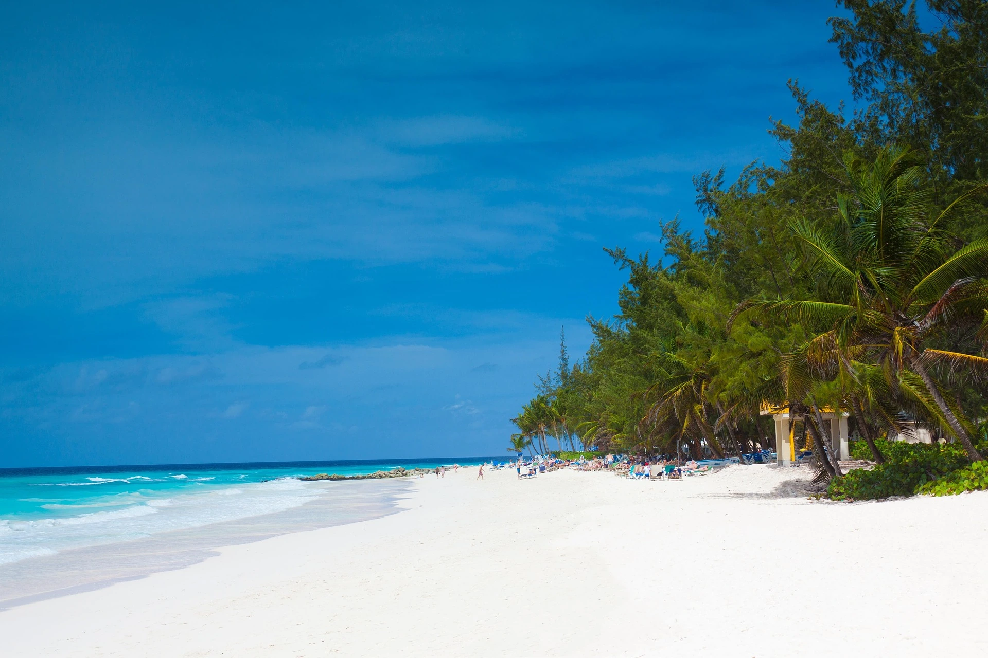 Barbados strand vid Karibiska havet