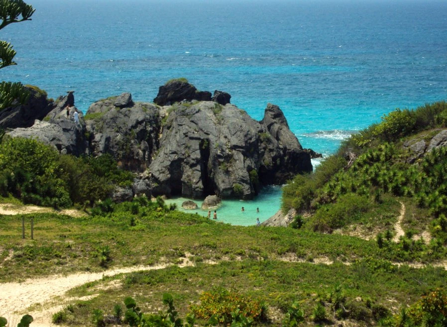 Jobson's Cove, Bermuda