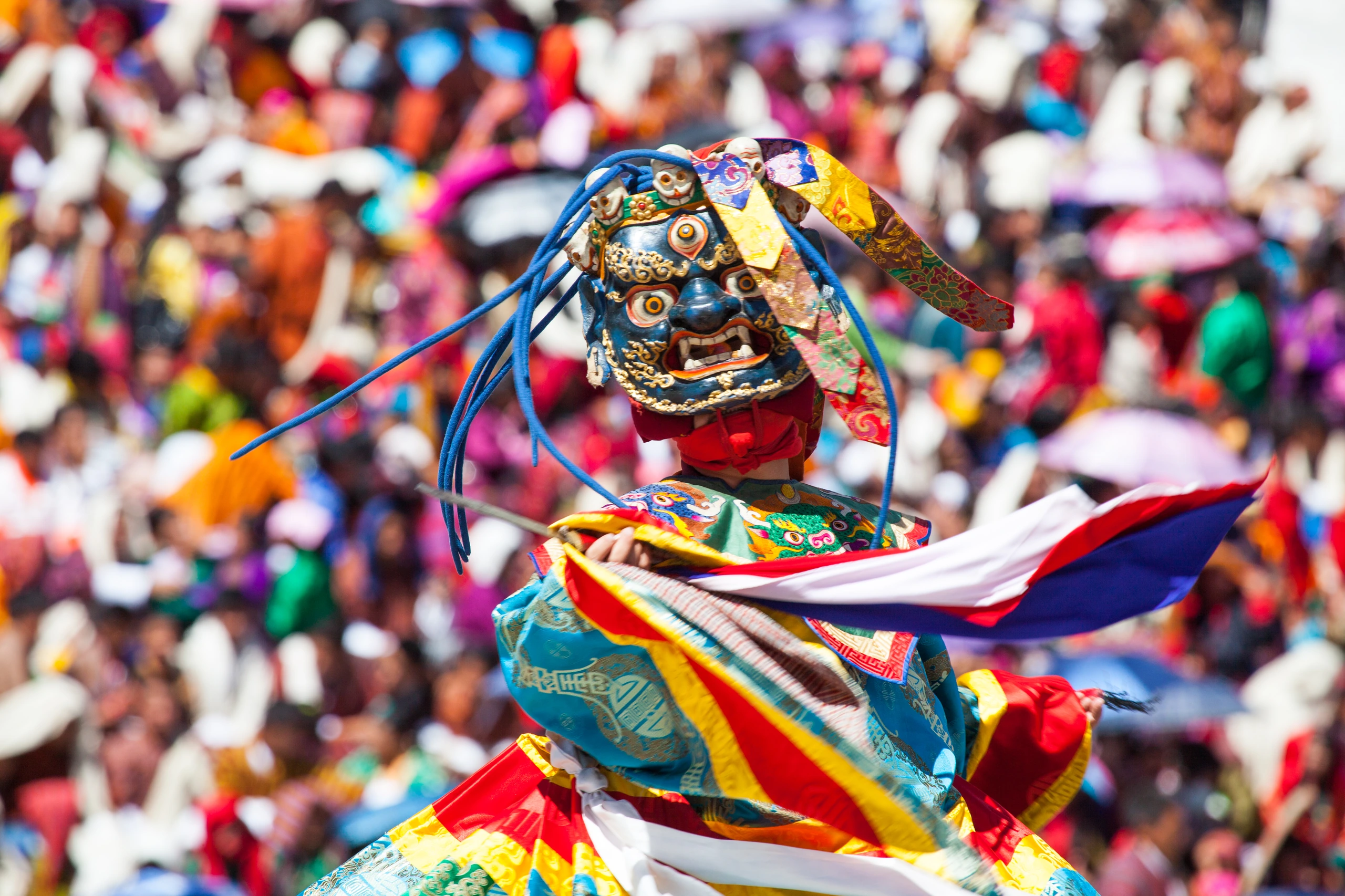Traditionell dans i Thimphu Dzong, Bhutan