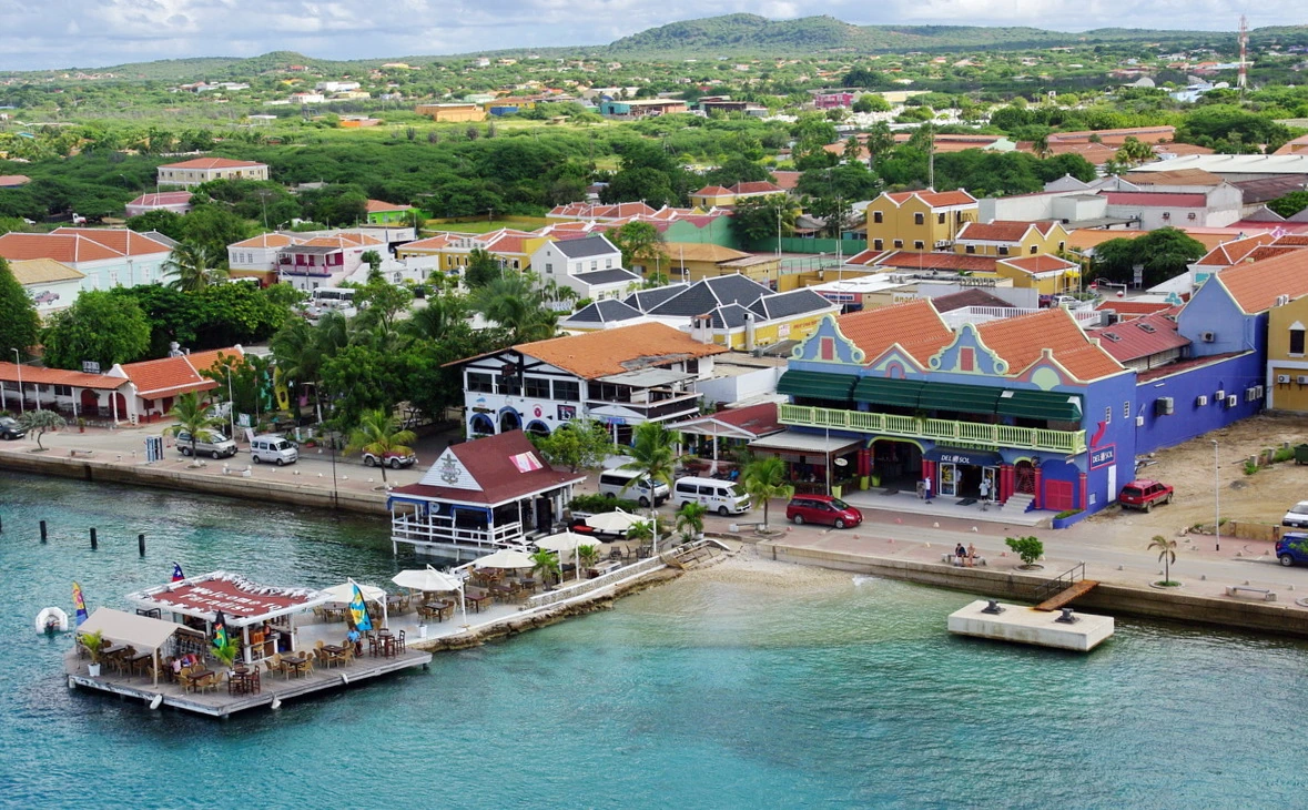 Hamnen i Kralendijk, Bonaire, Bonaire, Sint Eustatius och Saba