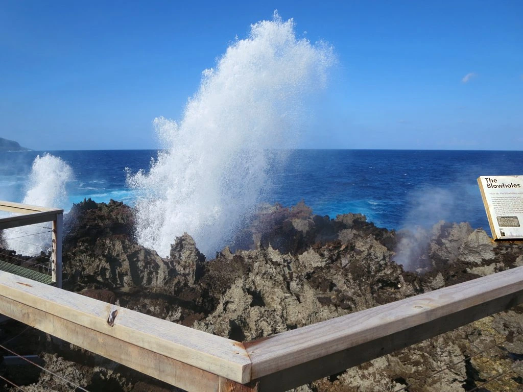 Blowholes på Julön
