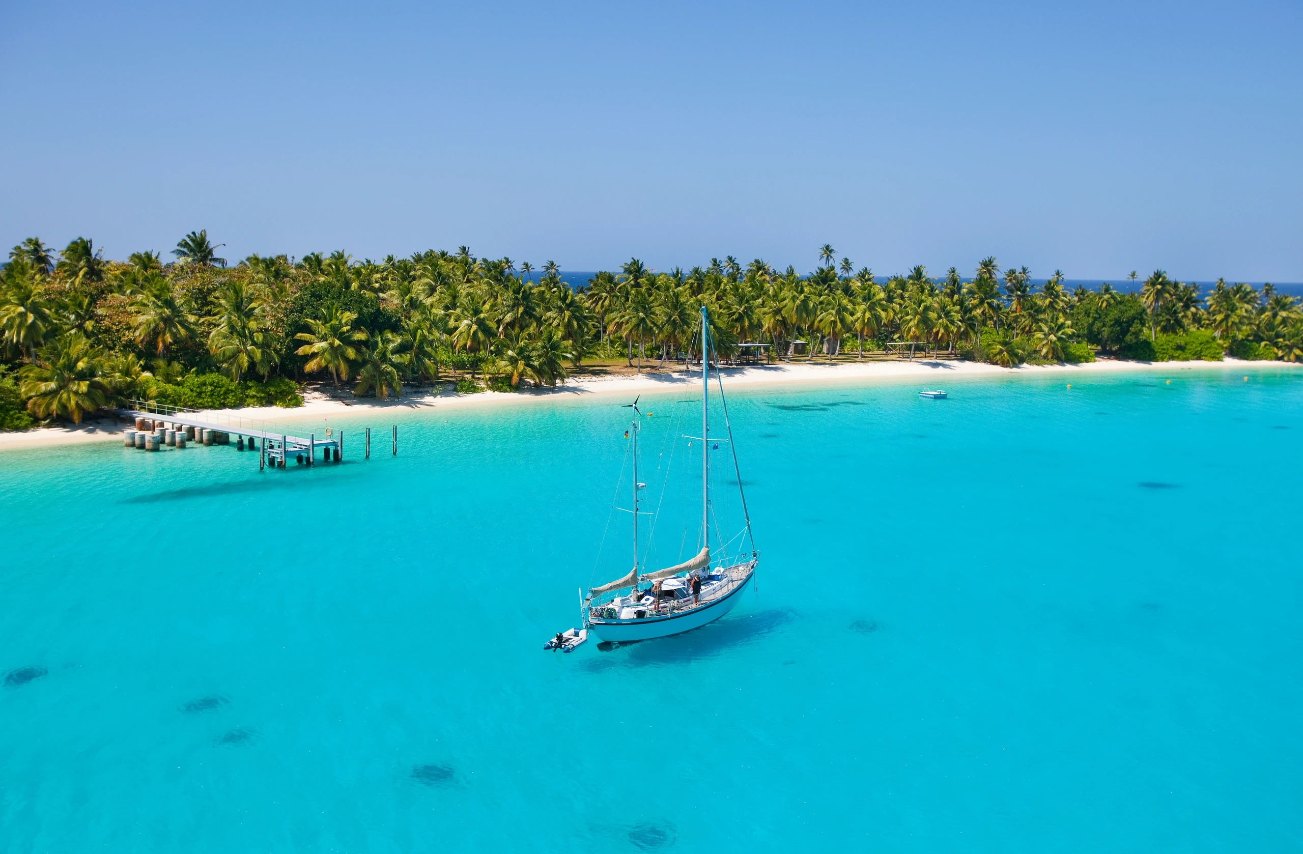 Segelbåt i Cocos Keeling Atoll, Kokosöarna
