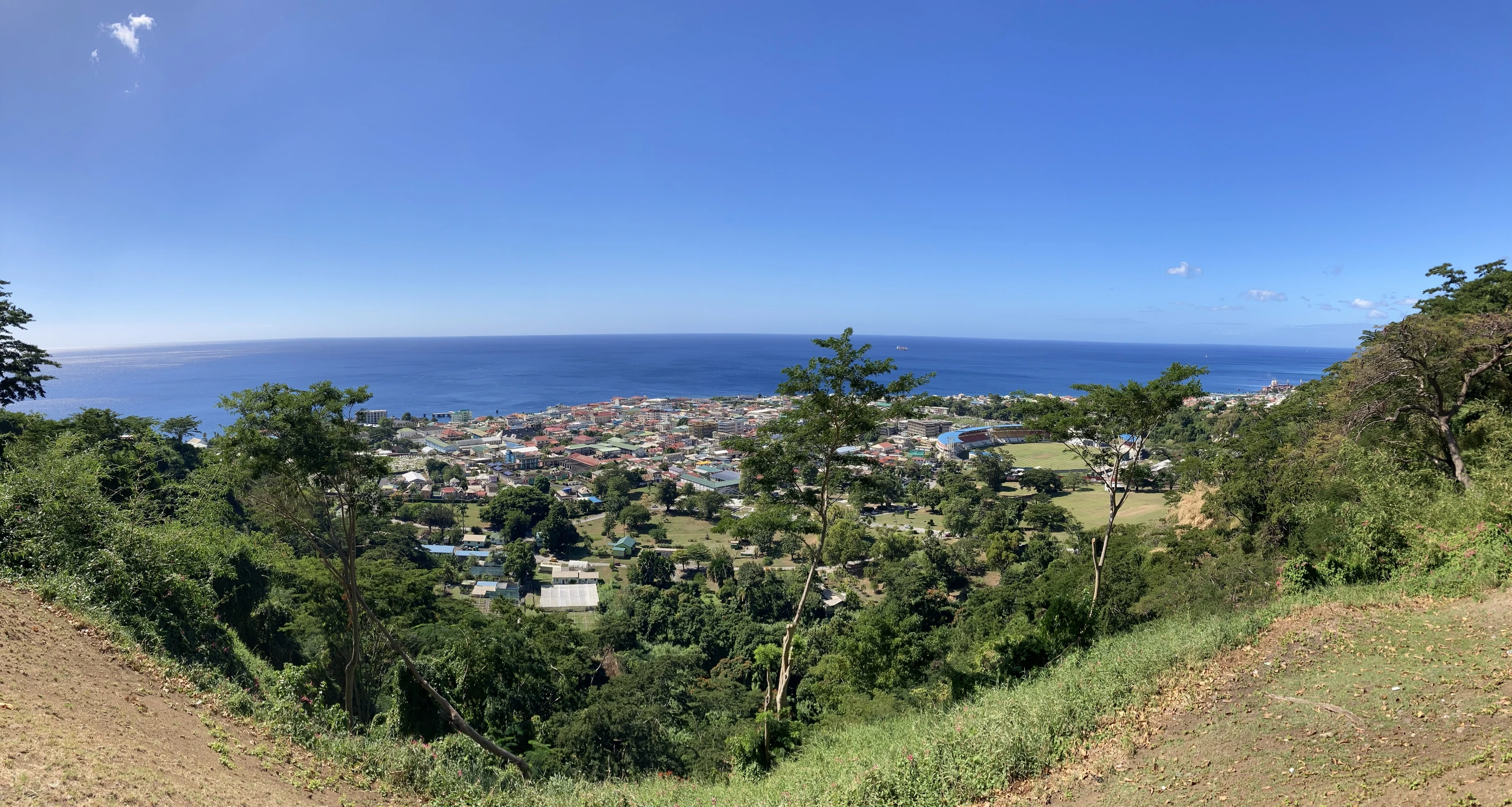 Vy över Roseau, Dominica