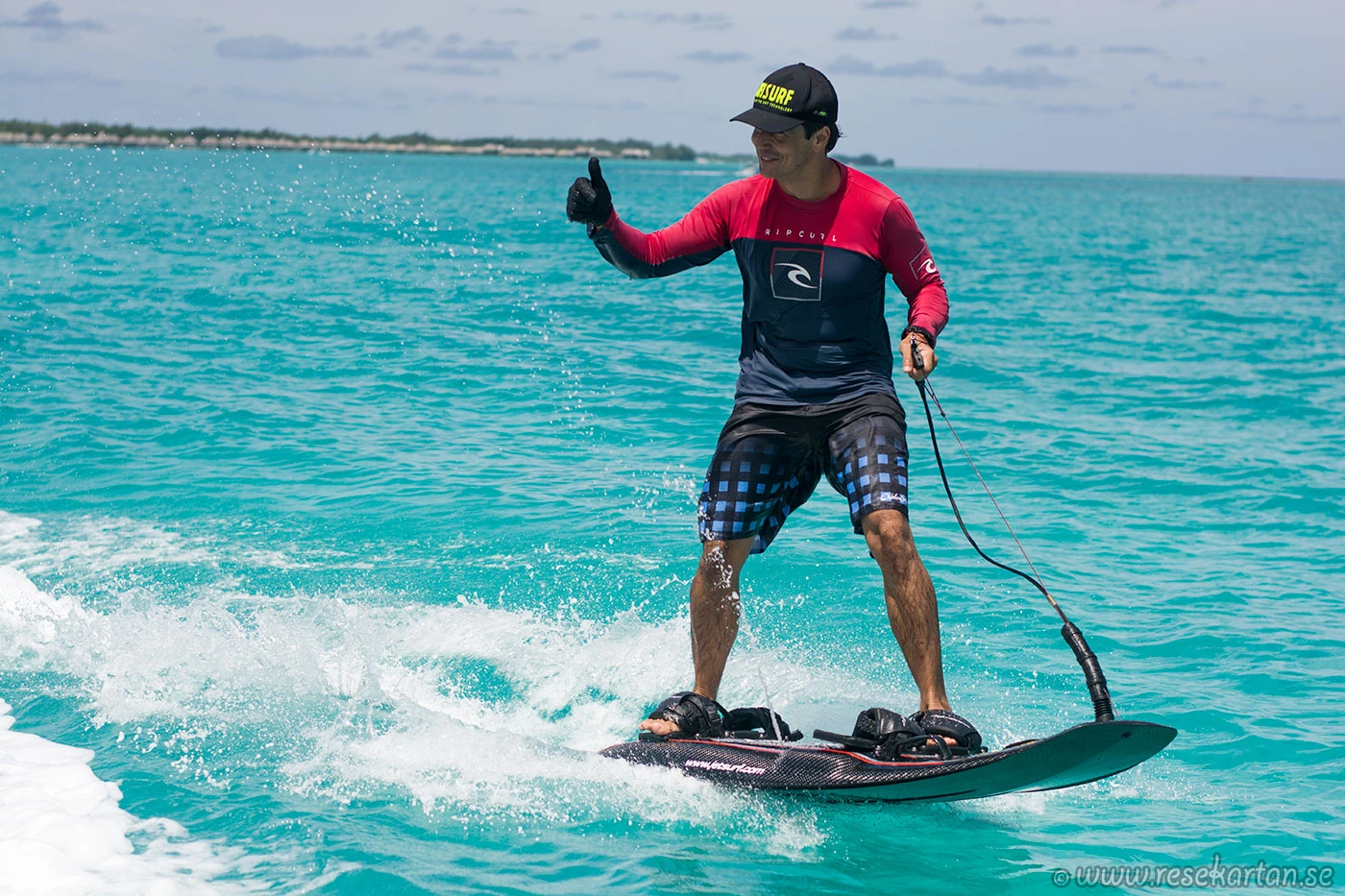Jet surf på Bora Bora, Franska Polynesien