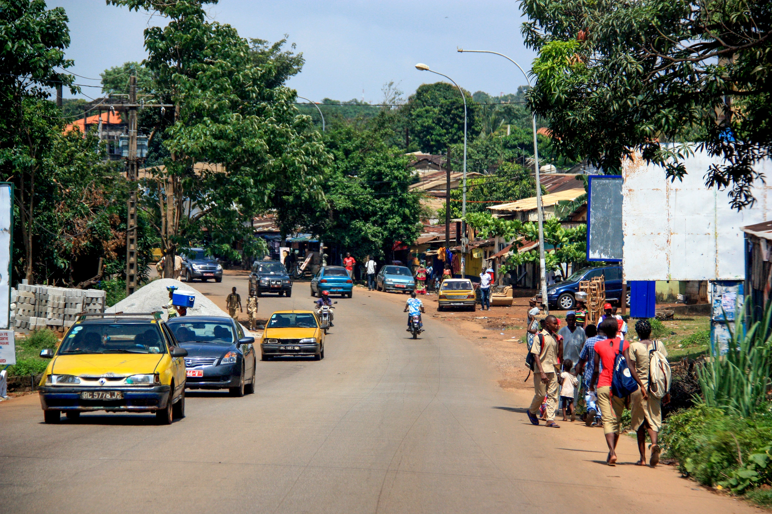 Gata i centrum av Conakry, Guinea
