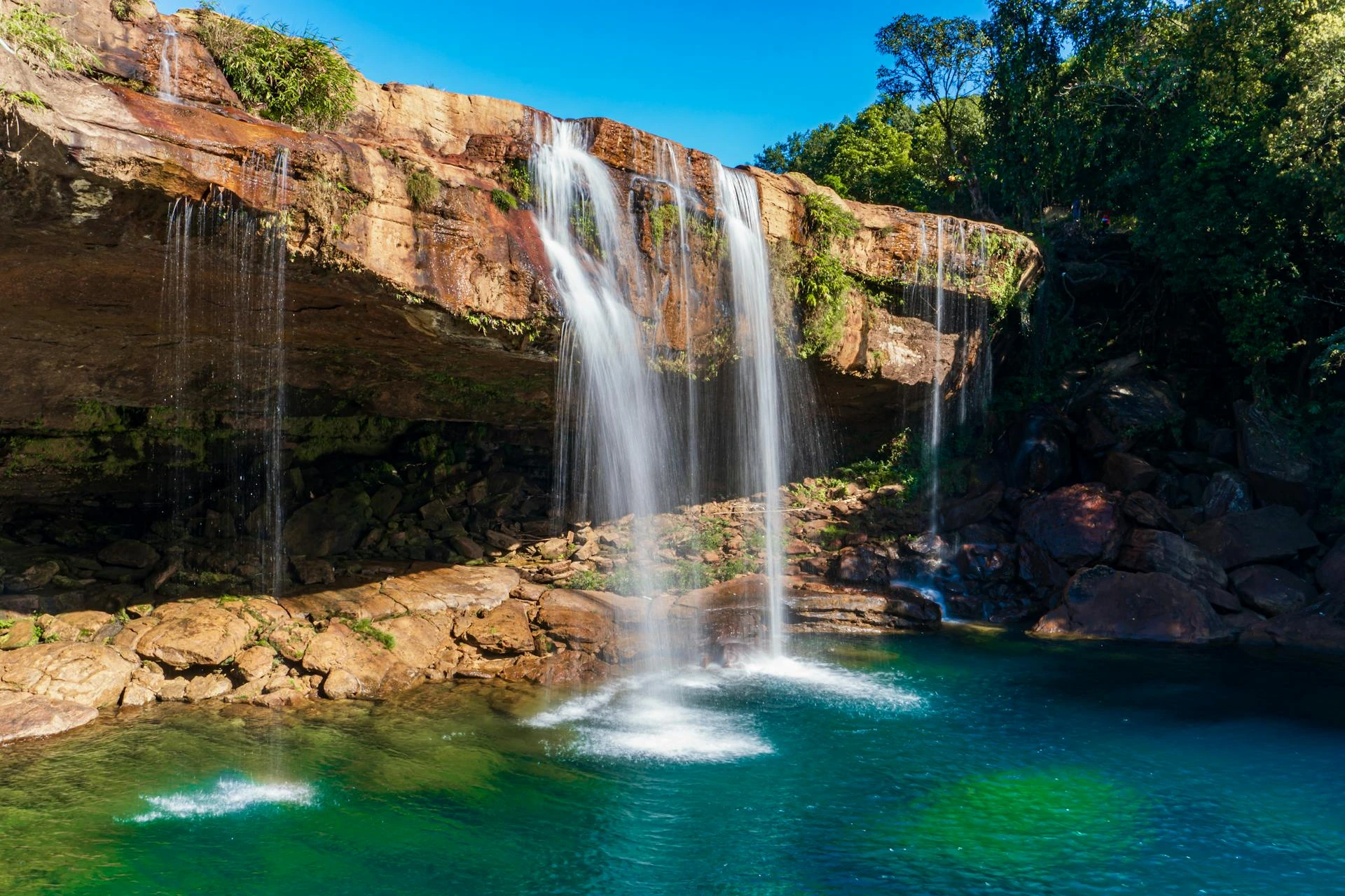 Krang Shuri Waterfalls i Meghalaya, Indien