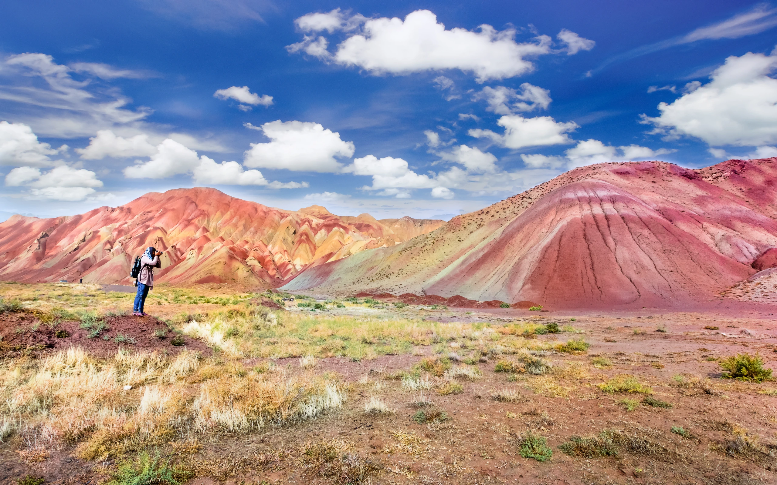 Färgglada berg i Tabriz, Iran