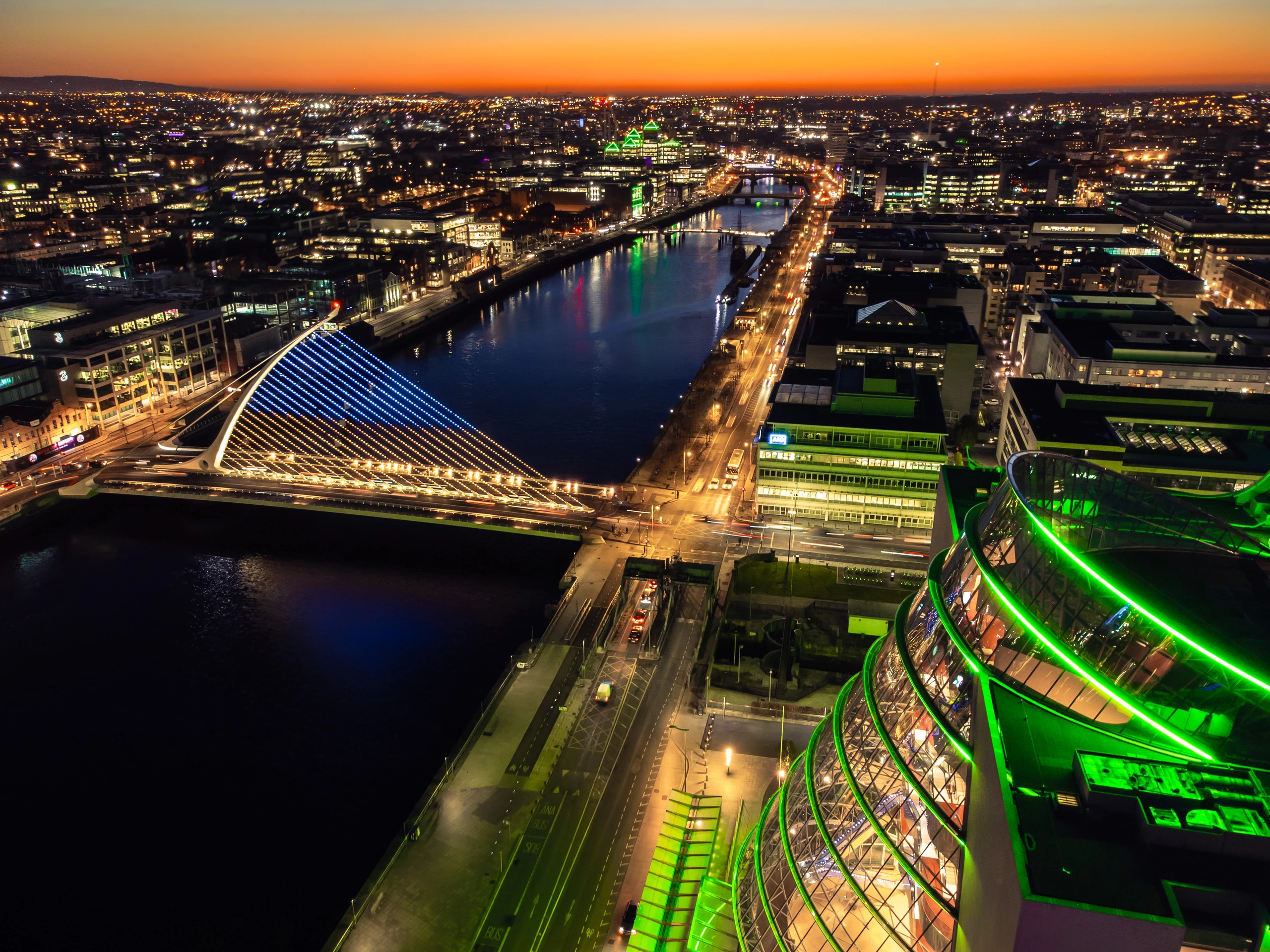 Dublin by på natten, Irland