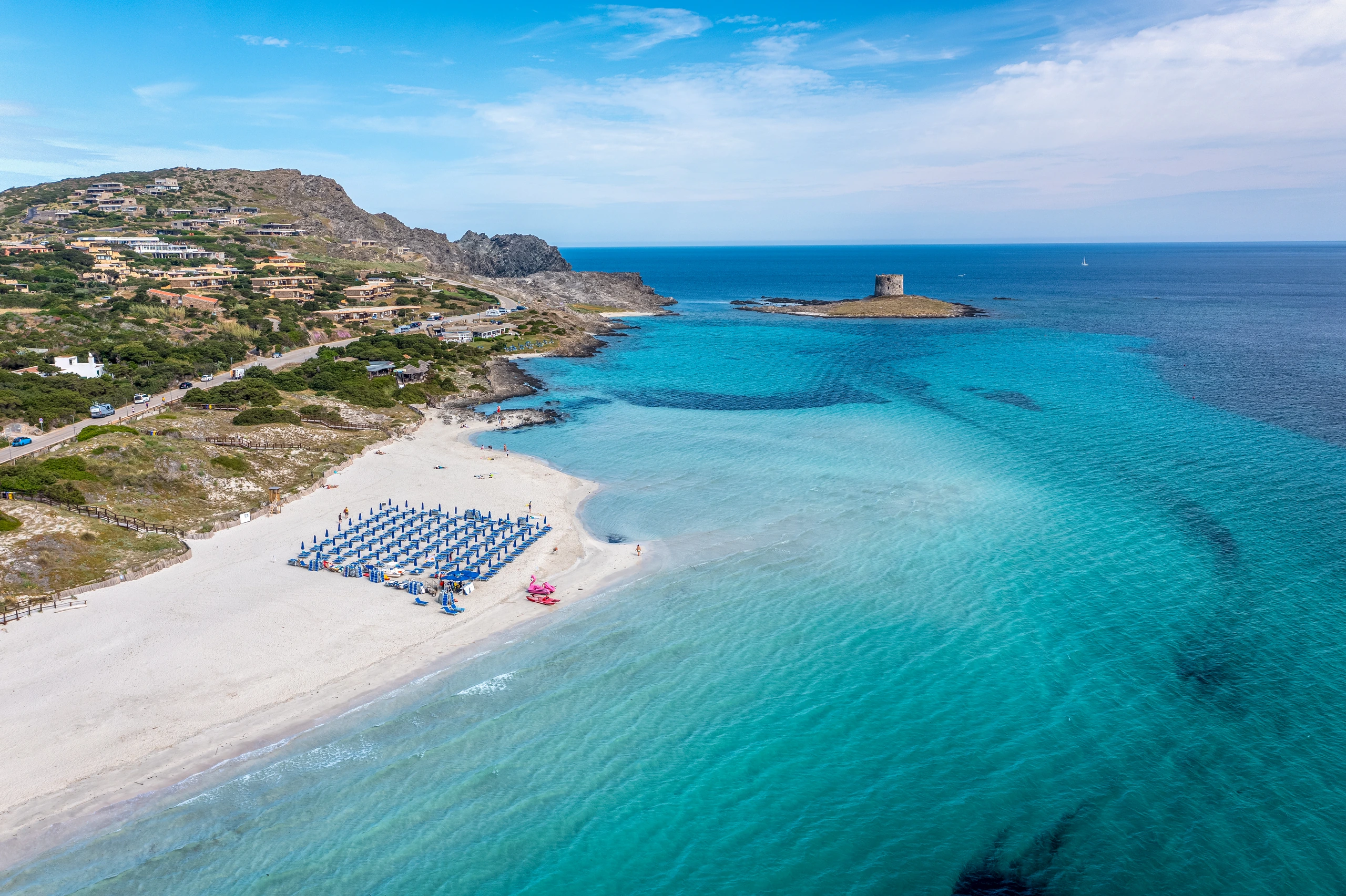 Flygfoto av Spiaggia La Pelosa, Stintino, Italien