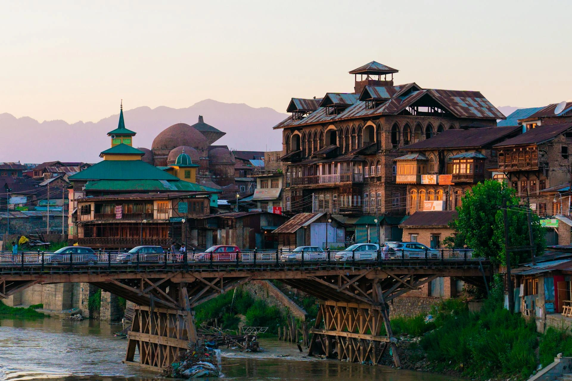Gamla Zaina Kadal-bron i Srinagar, Kashmir