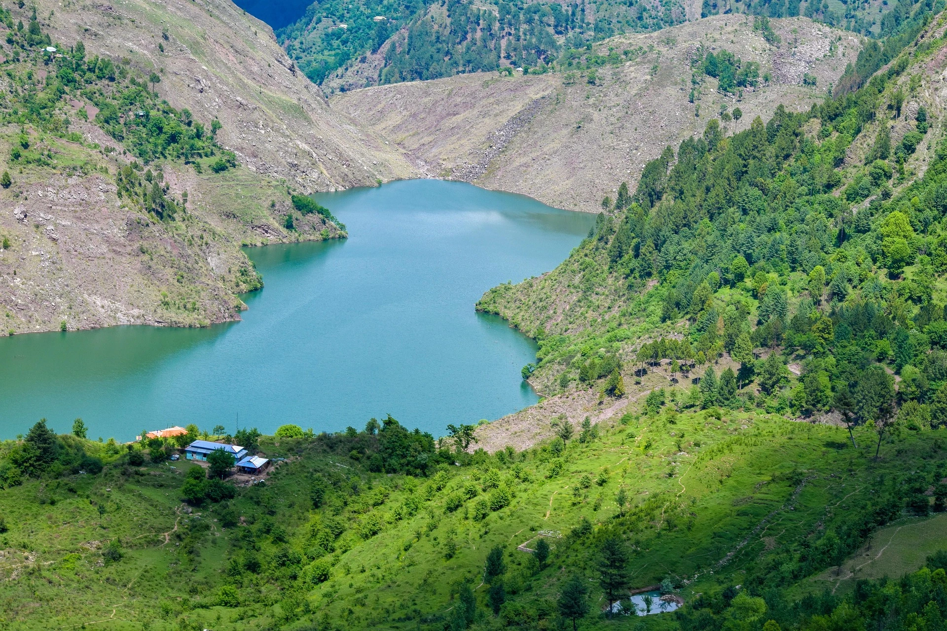 Zal Lake i Azad Kashmir