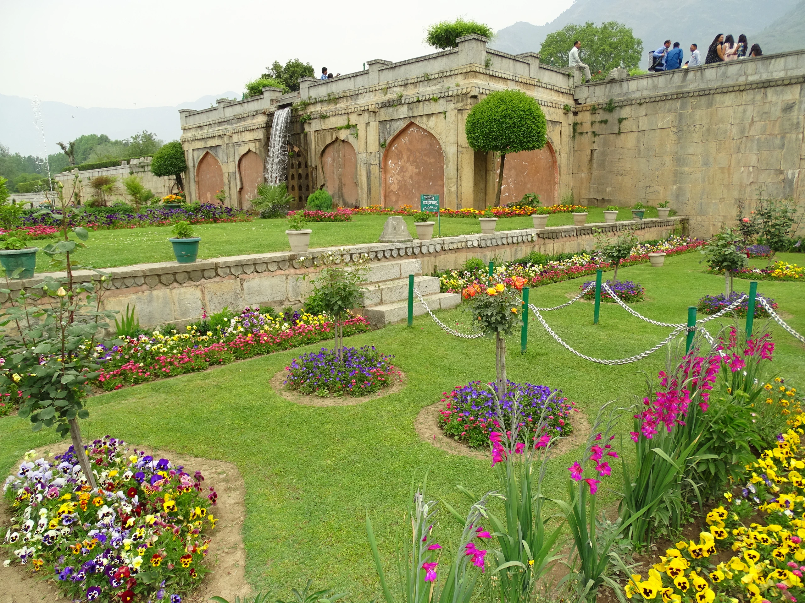 Nishat Bagh i Srinagar, Kashmir