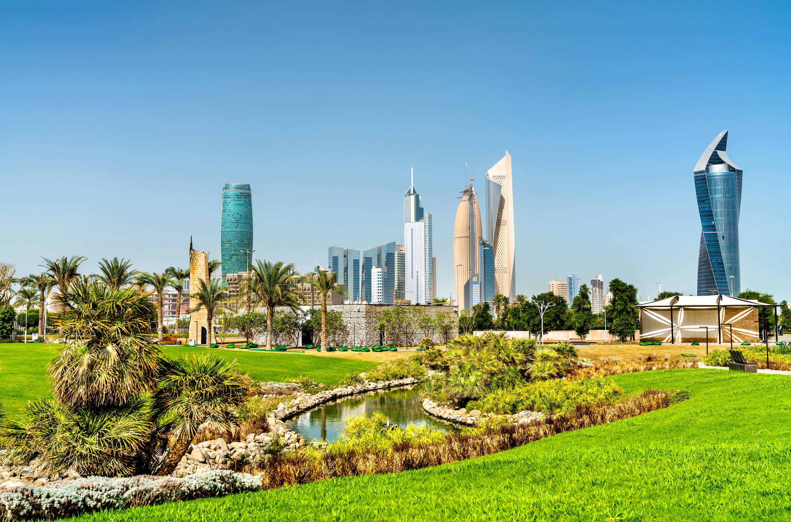 Skyline i Kuwait City vid Al Shaheed Park