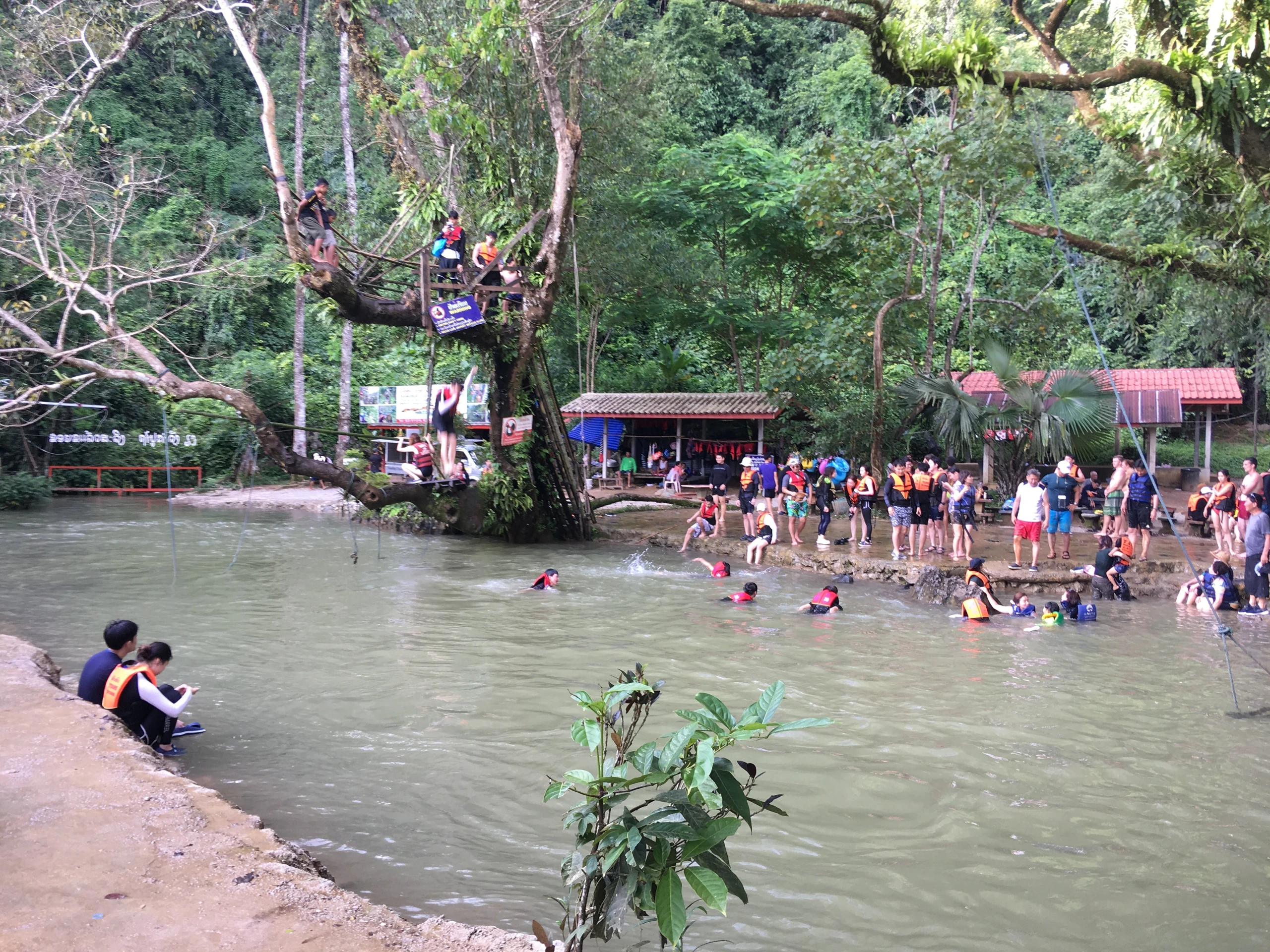 Blue Lagoon i Vang Vieng, Laos
