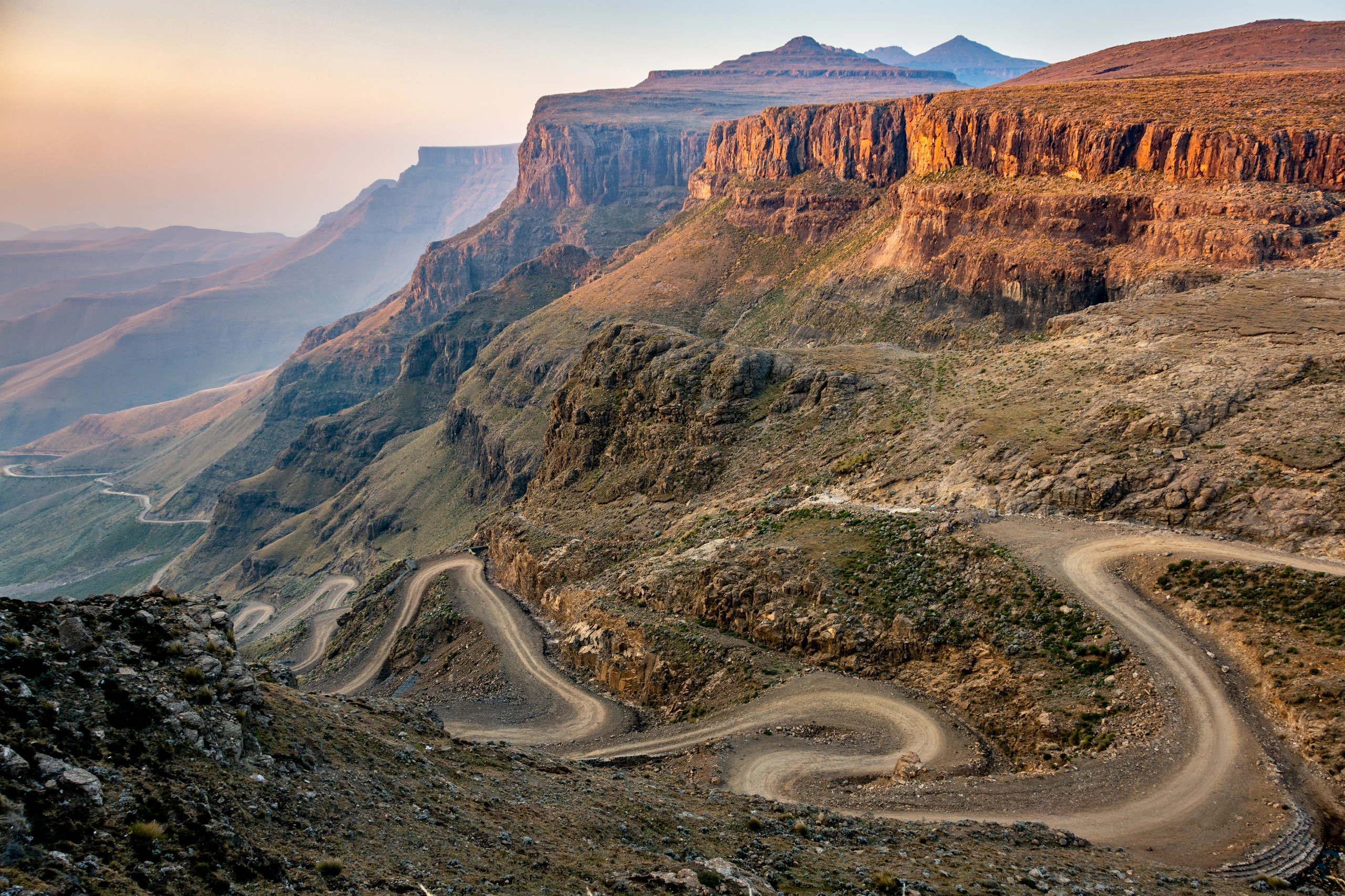 Lesotho, berg och dalar