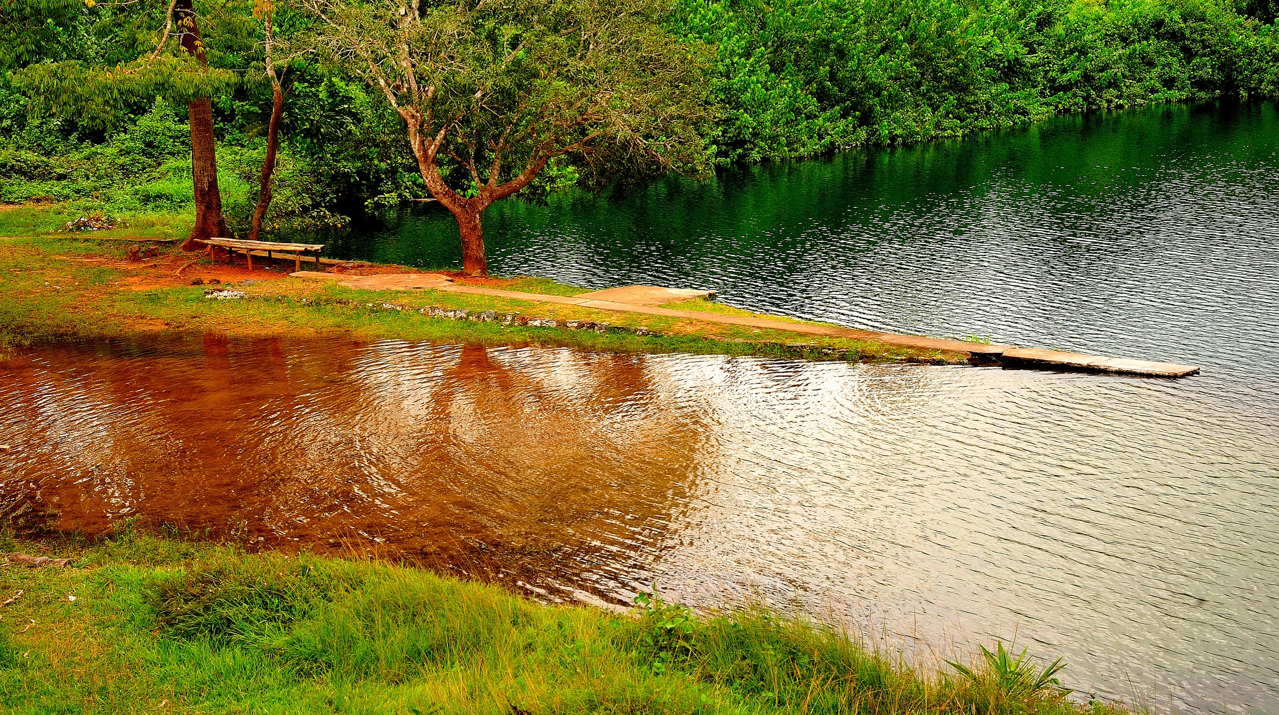 Bomi Blue Lake, Liberia