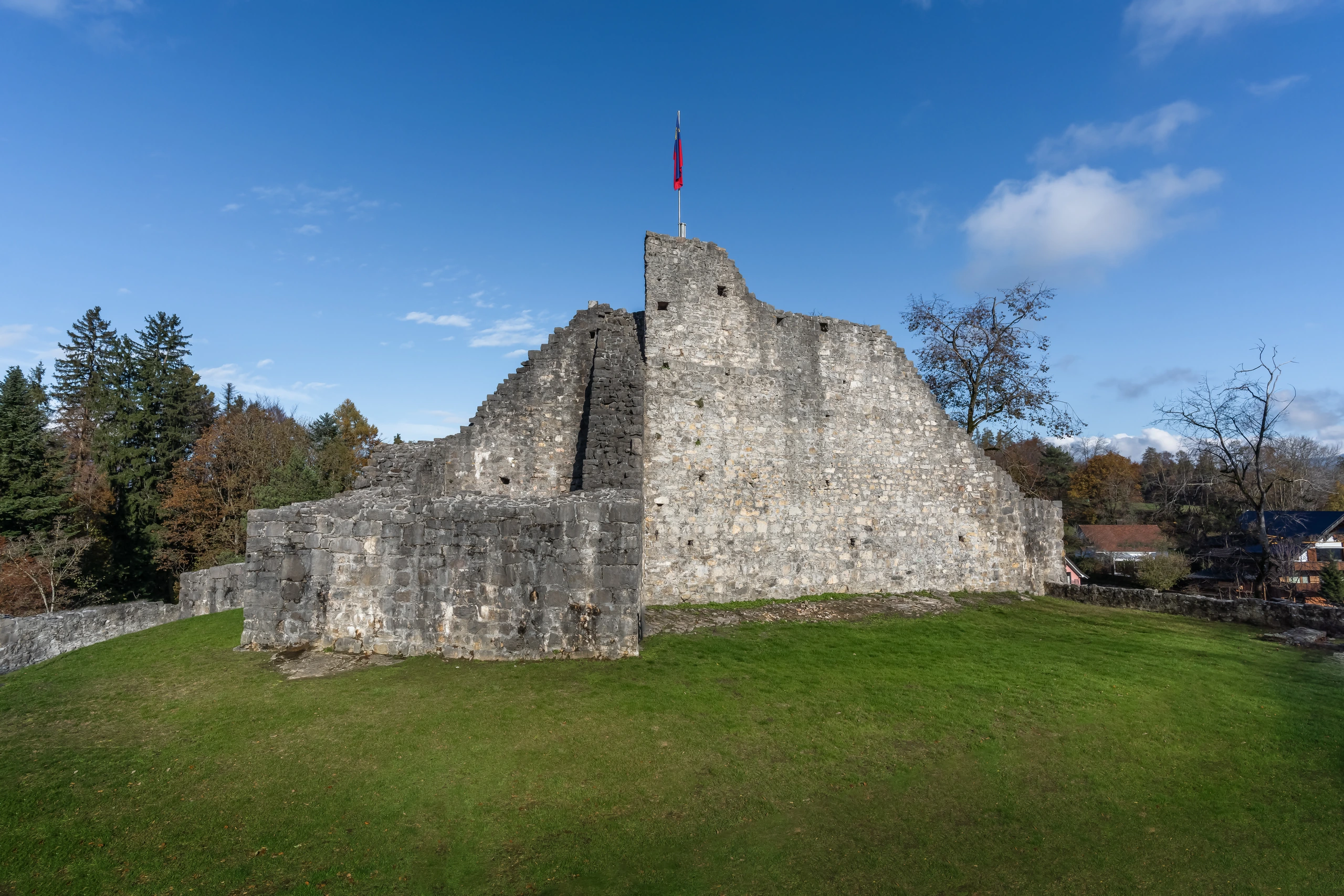 Övre slott ruiner i Schellenberg, Liechtenstein