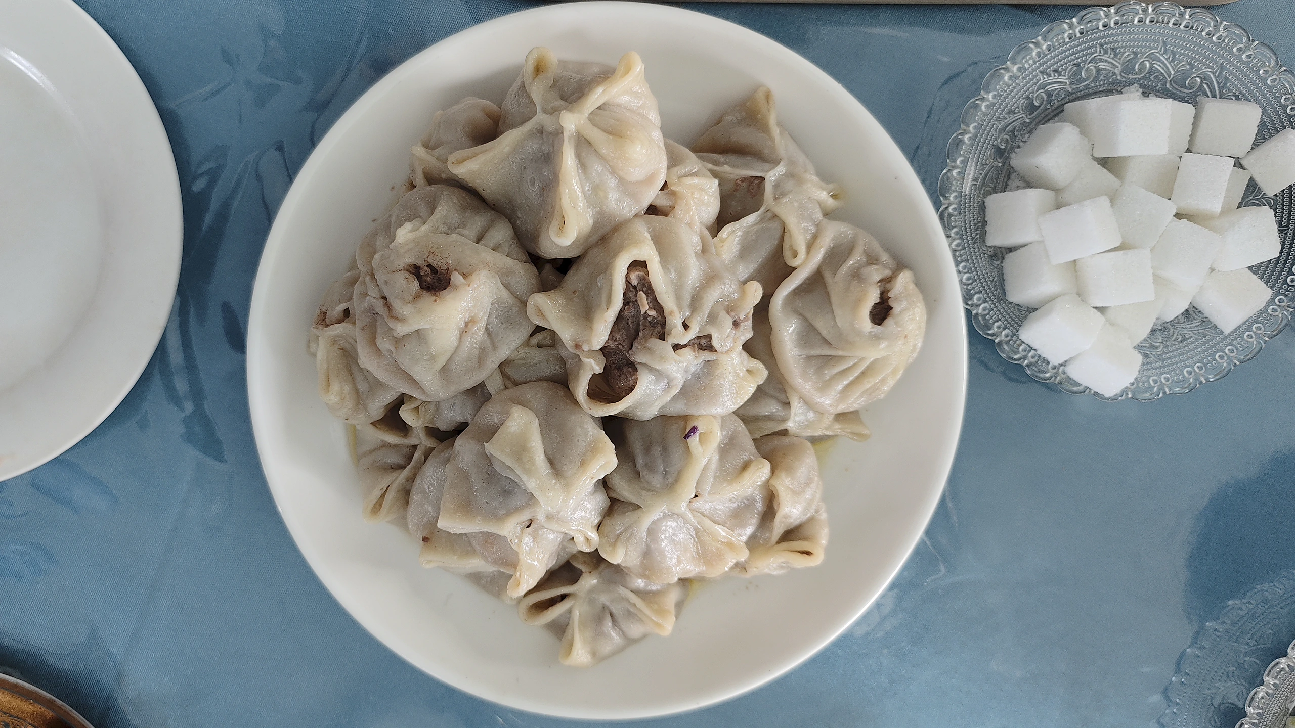 Buuz, mongoliska ångade dumplings, Mongoliet