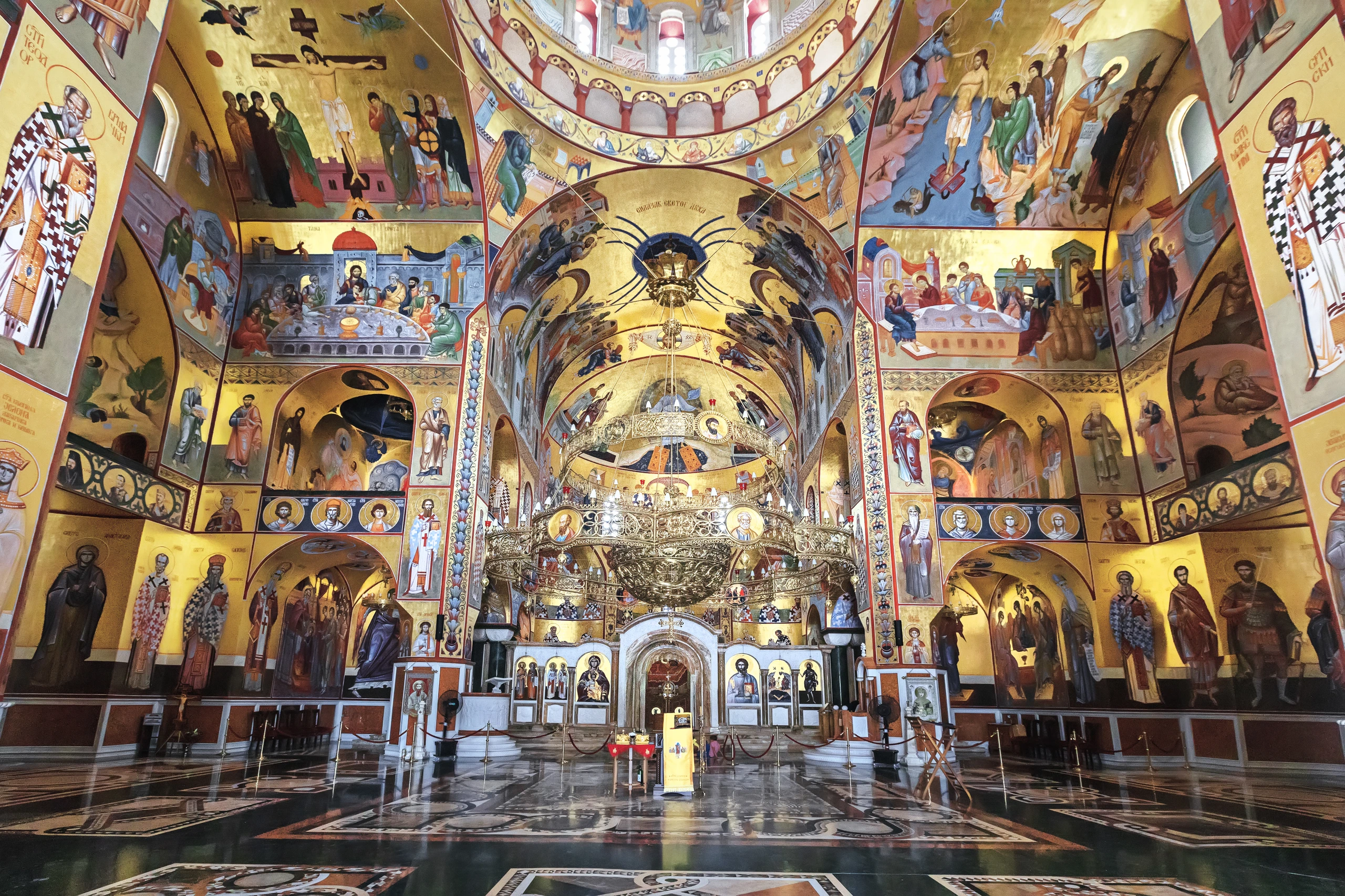 Kristi uppståndelses katedral i Podgorica, Montenegro