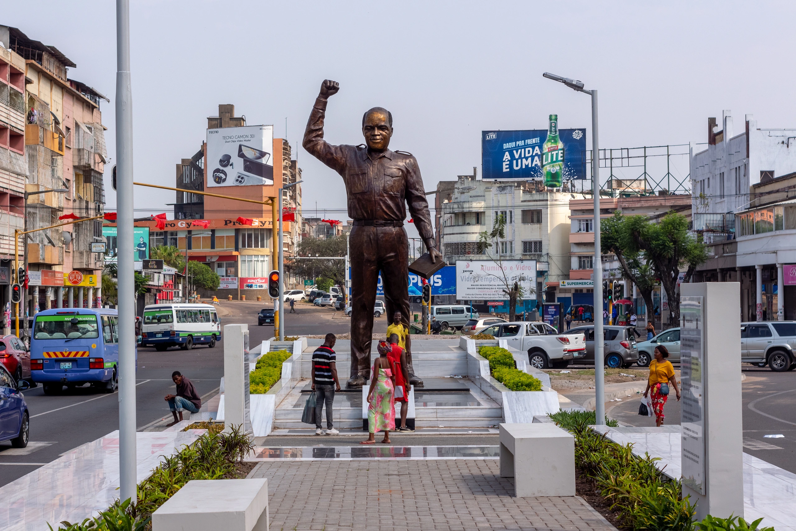 Eduardo Chivambo Mondlane-monumentet, Moçambique