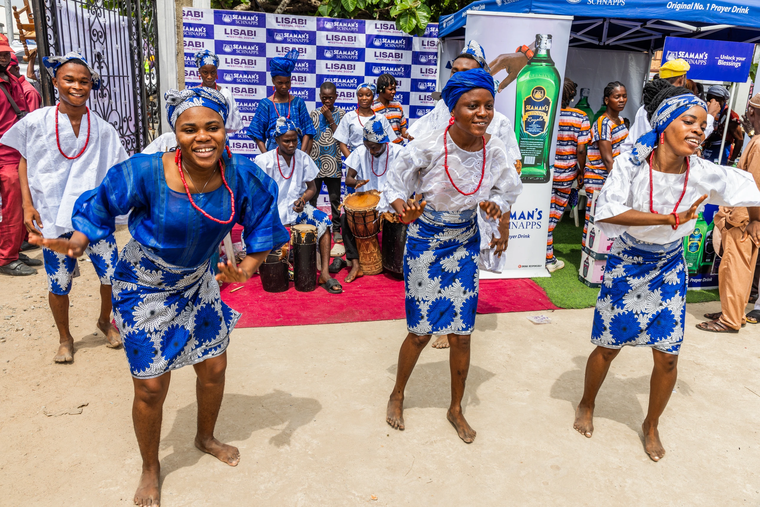Yoruba traditionella dansare, Nigeria