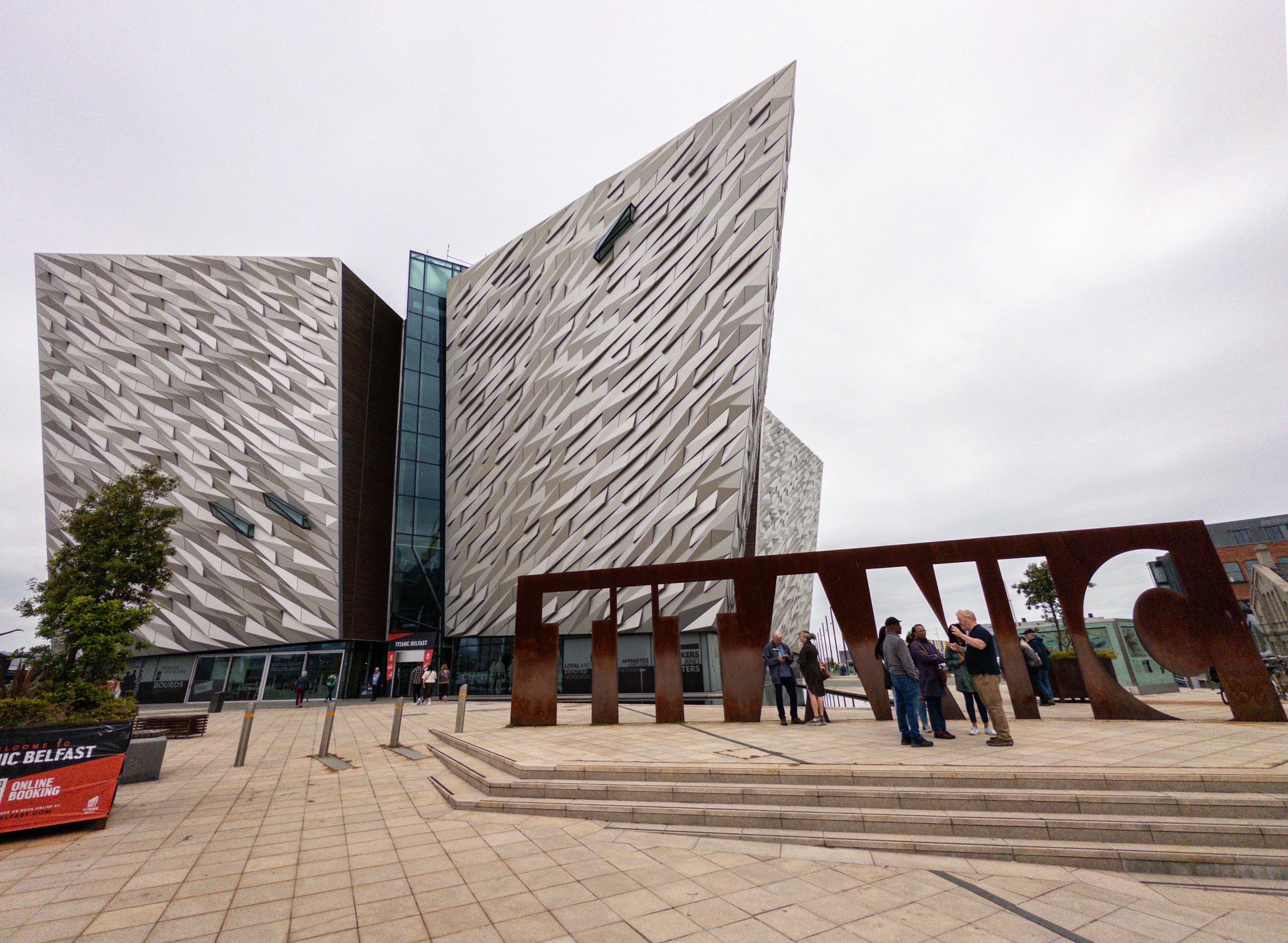 Titanic Belfast, besöksattraktion, Nordirland