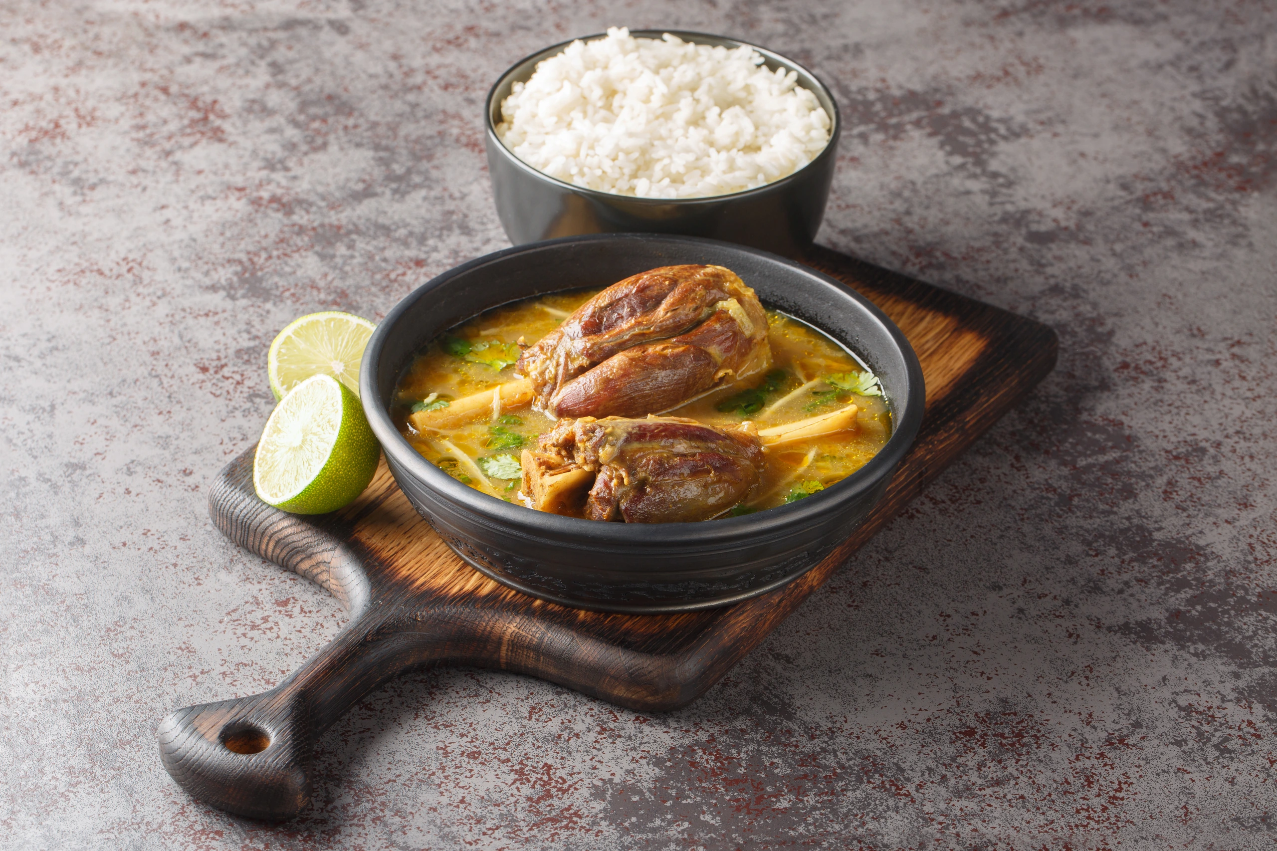 Lamm nihari med ris, Pakistan