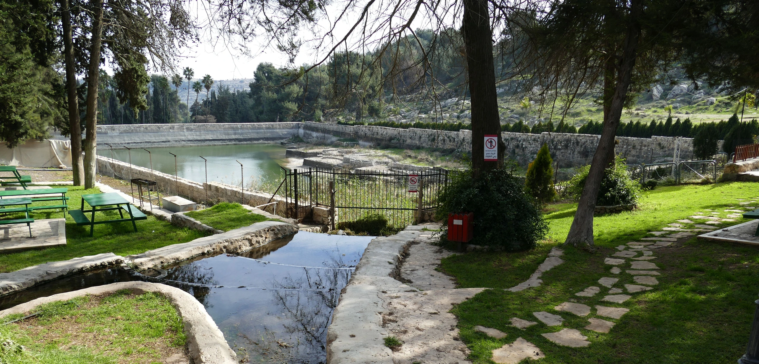 Solomons Pools, Palestina