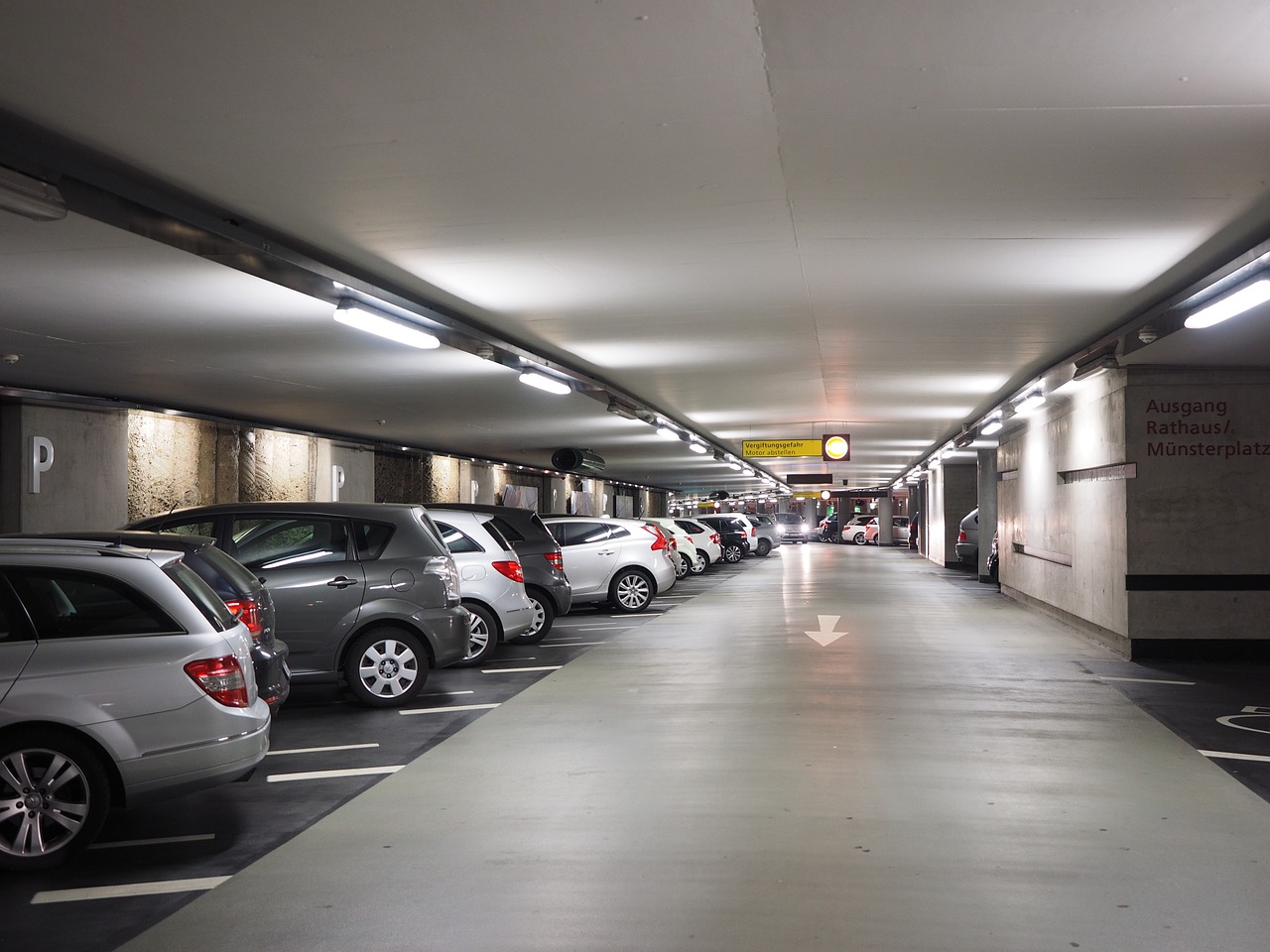 Malmö Airport - Transport & Parkering 2 parking