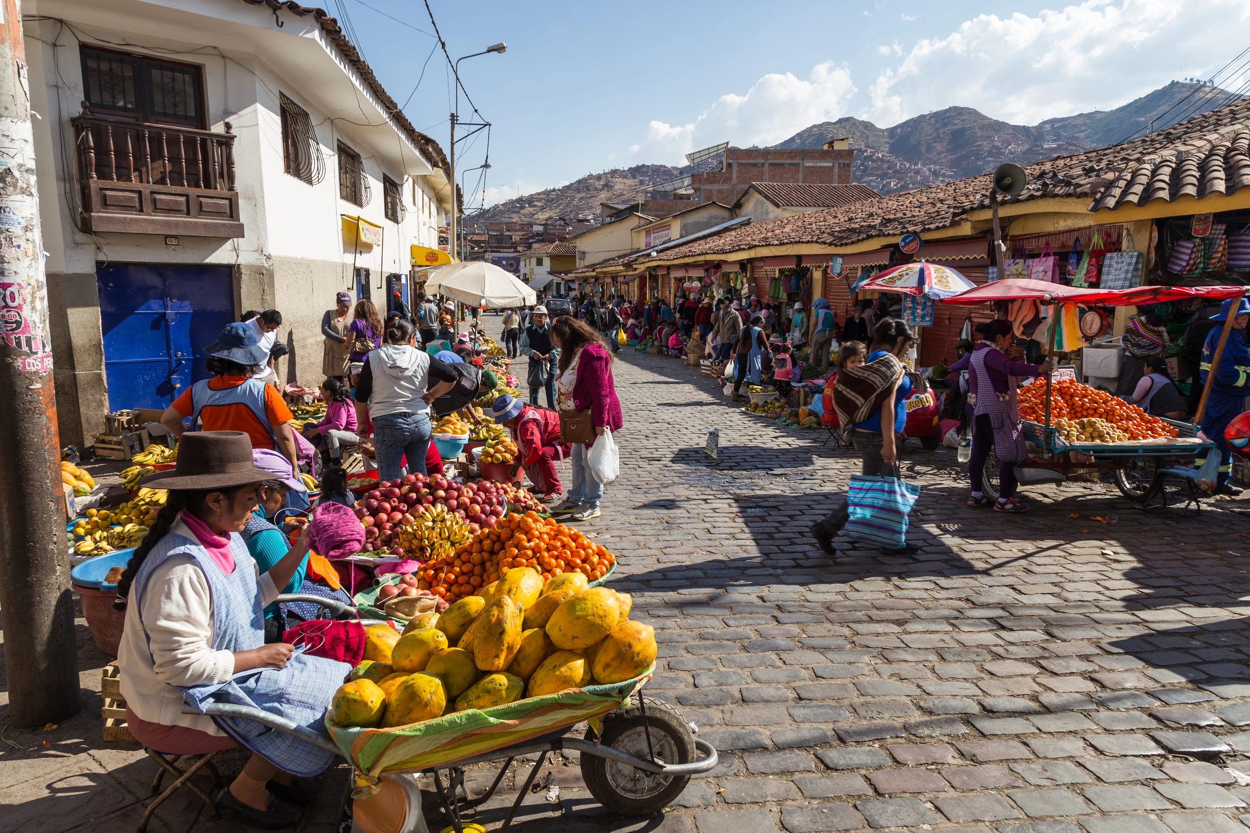Fruktmarknad i Cusco, Peru