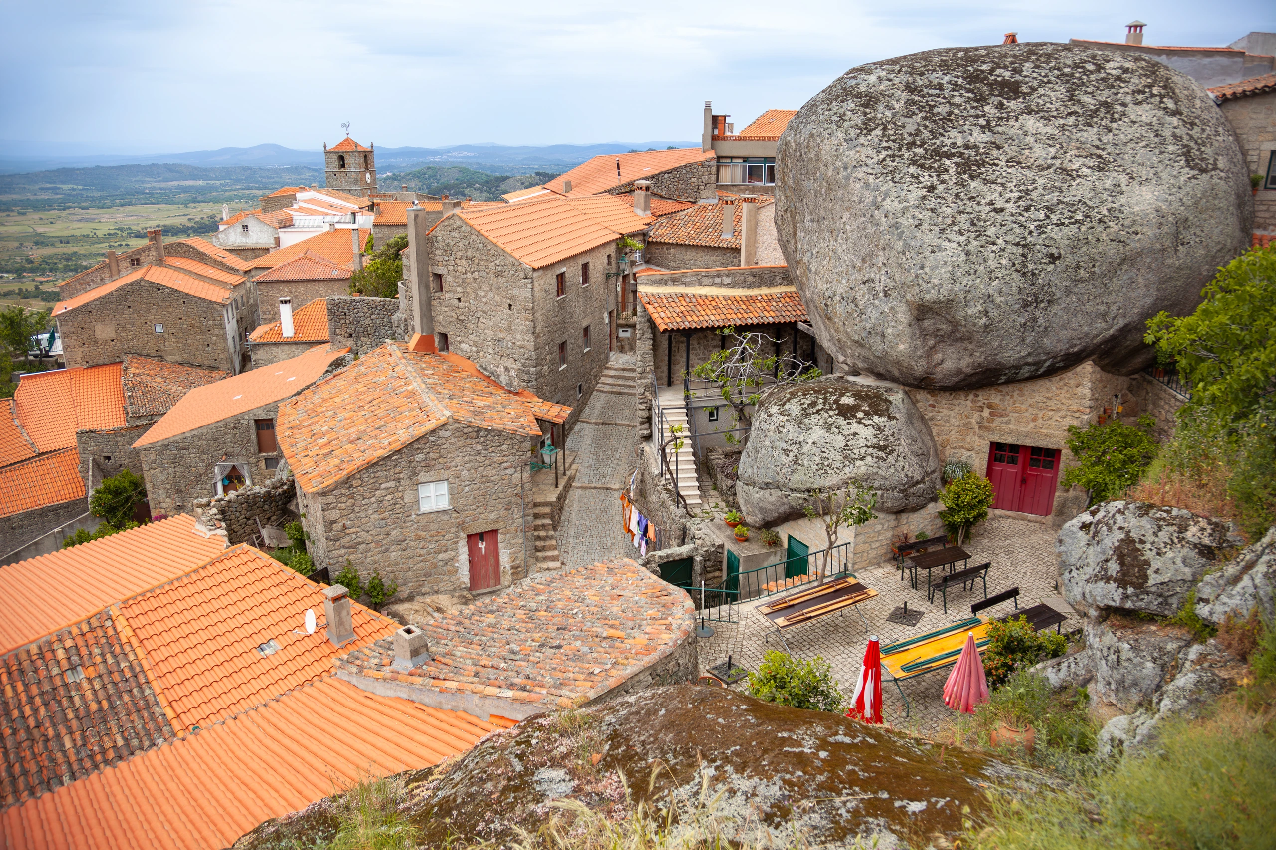 Takåsar i Monsanto, Portugal