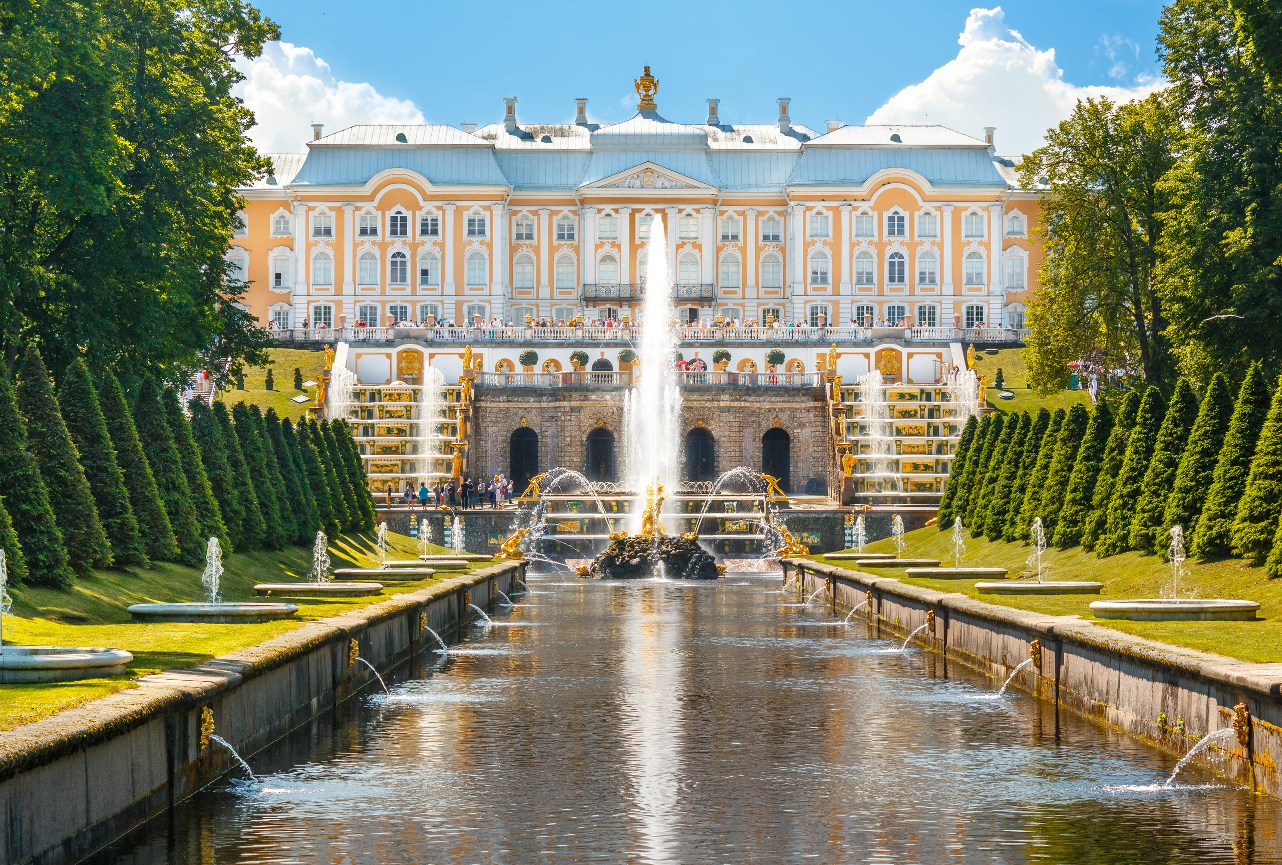 Kanal vid Grand Fountains, Ryssland