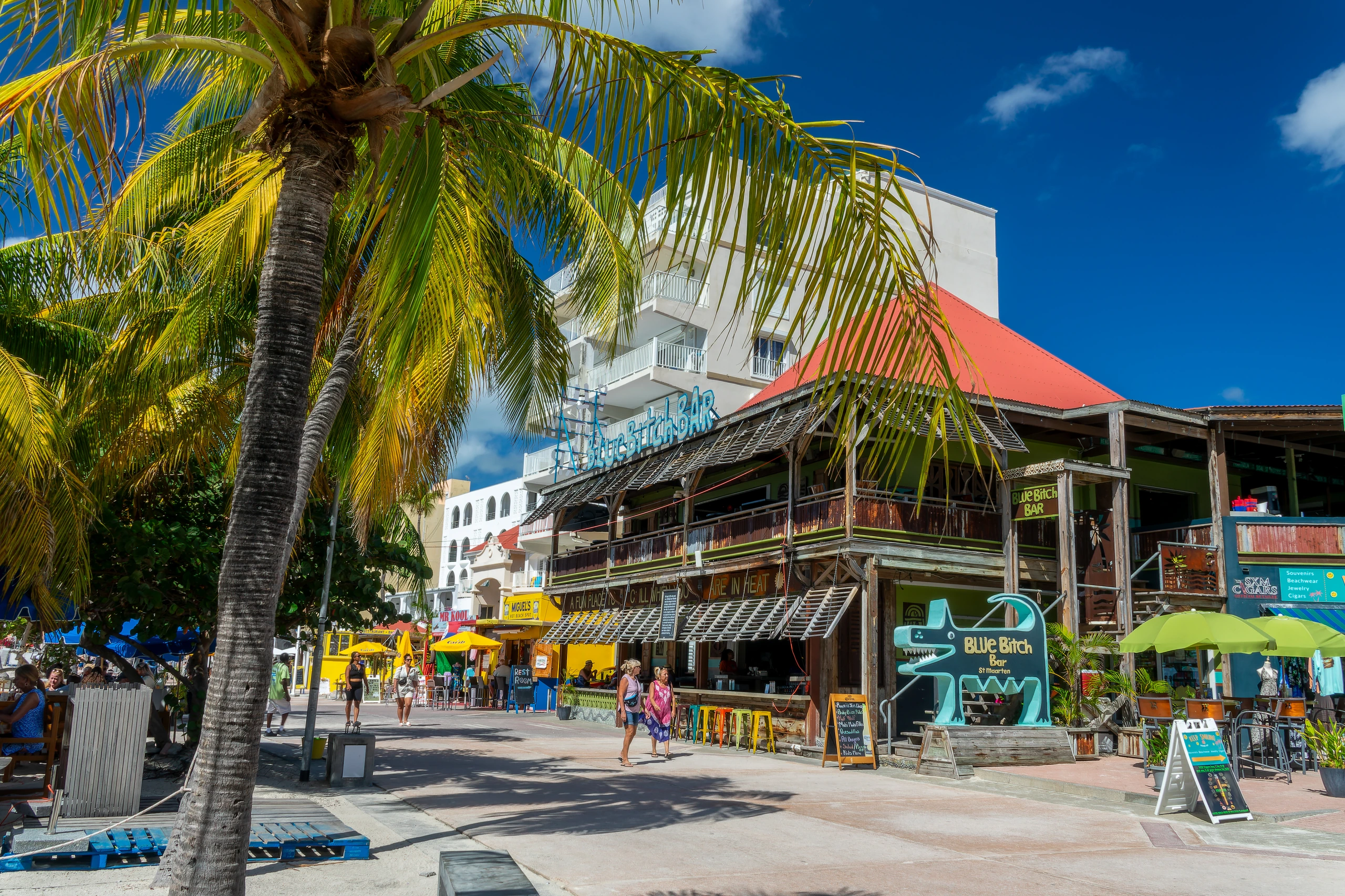 Restauranger vid strandpromenaden i Philipsburg, Saint Martin