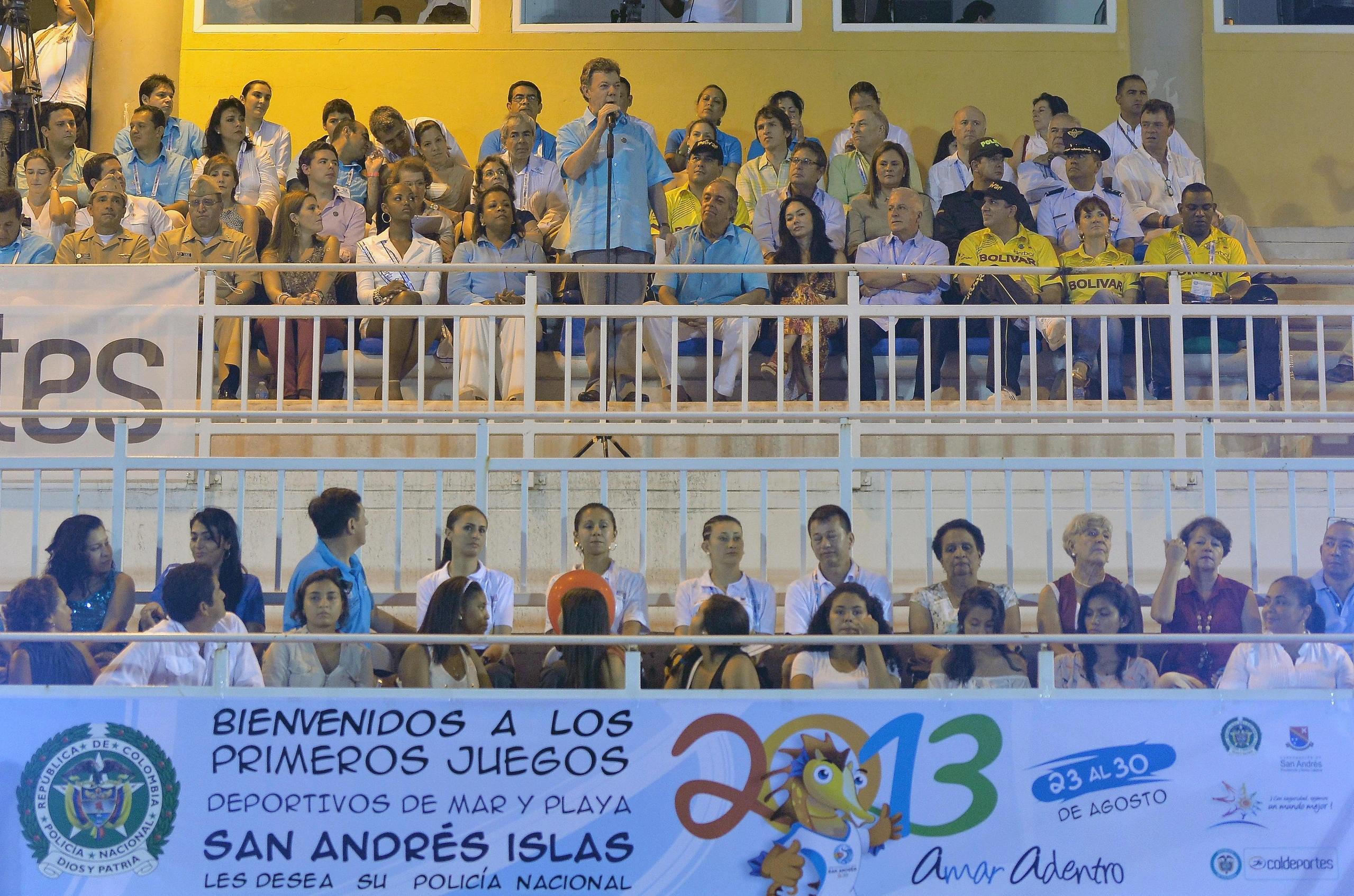 Invigningen av ett strand- och vattensportsevenemang i Colombia, San Andrés och Providencia