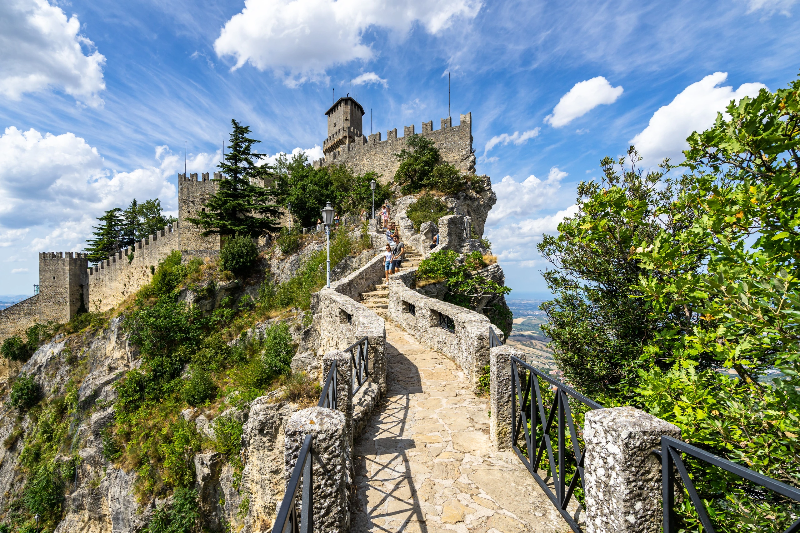 Passo delle Streghe till Guaita-tornet, San Marino