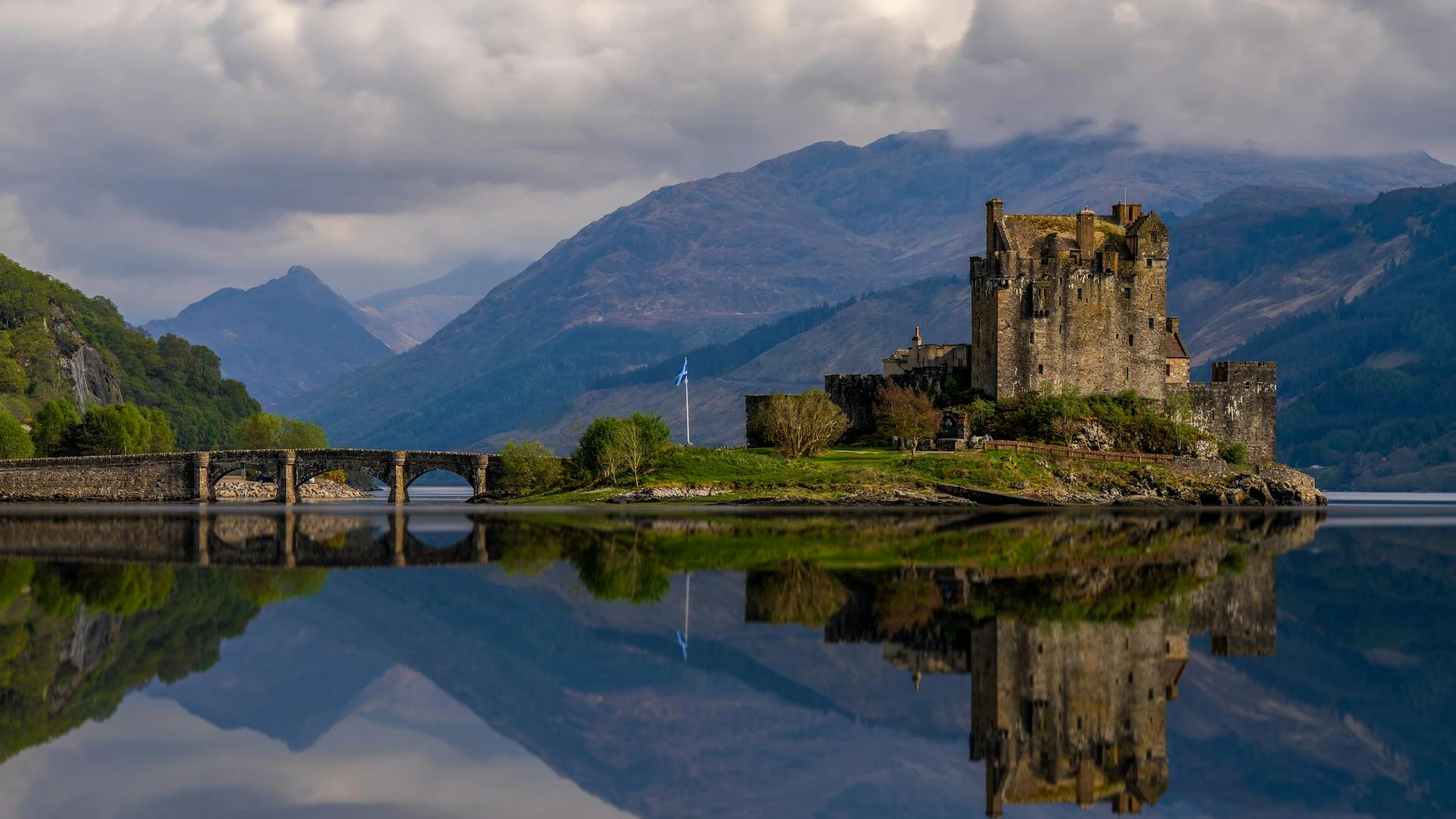 Ruinerna av Eilean Donan Castle, Skottland