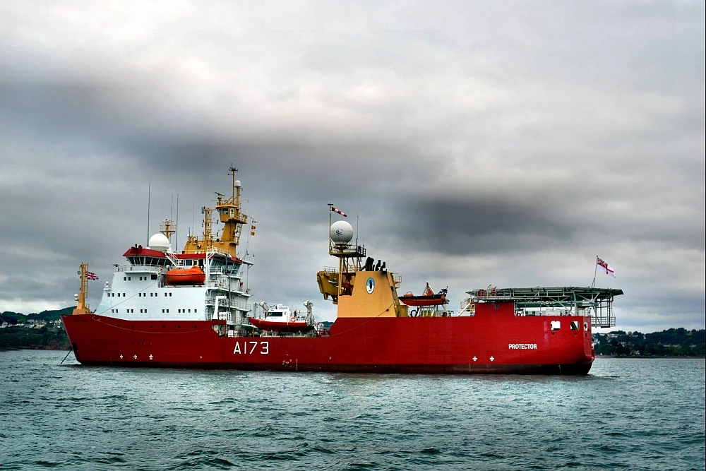HMS Protector i Sydgeorgien, Sydgeorgien och Sydsandwichöarna