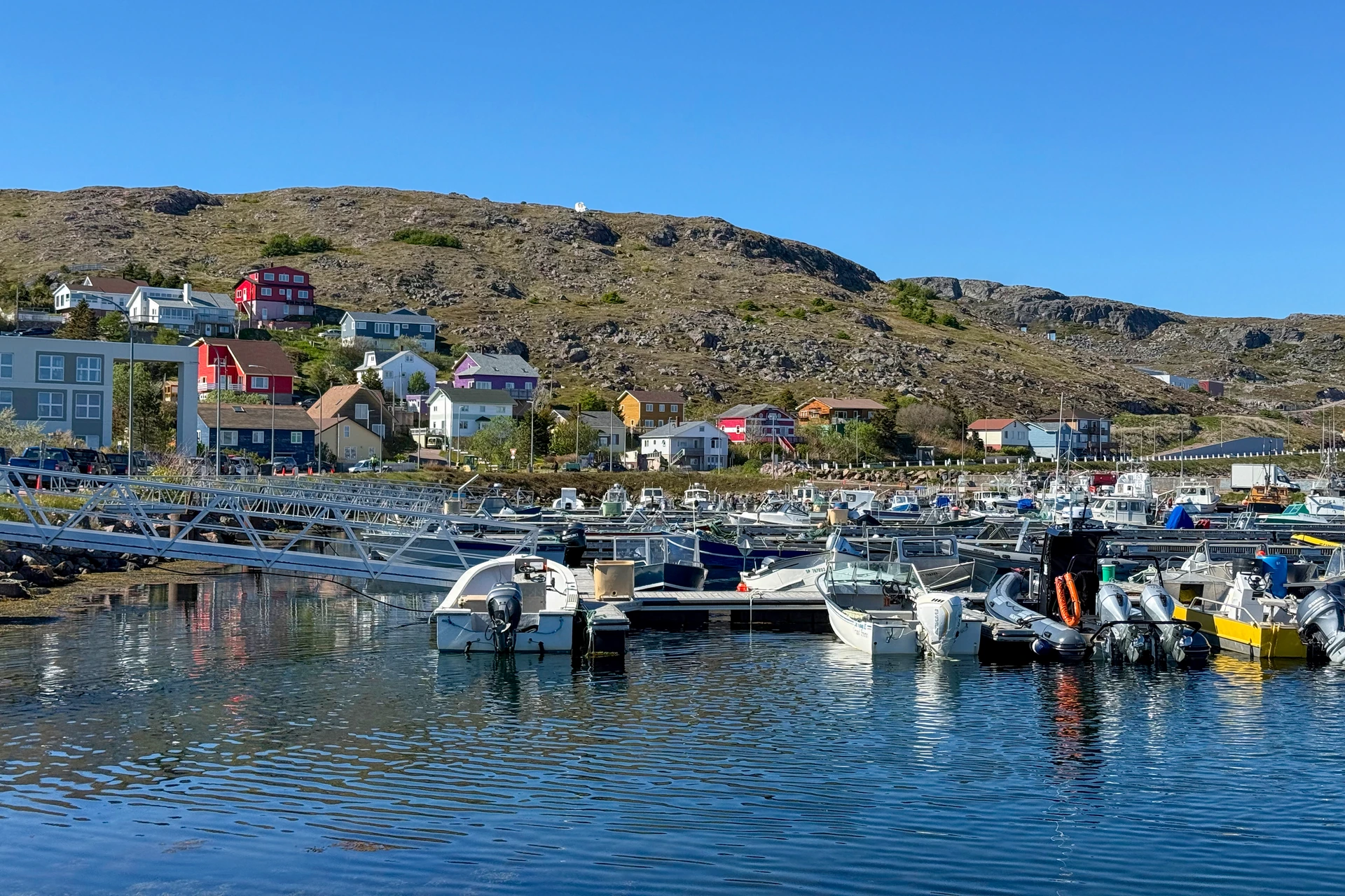 Fiskebåtar i Saint Pierre hamn, Saint-Pierre och Miquelon