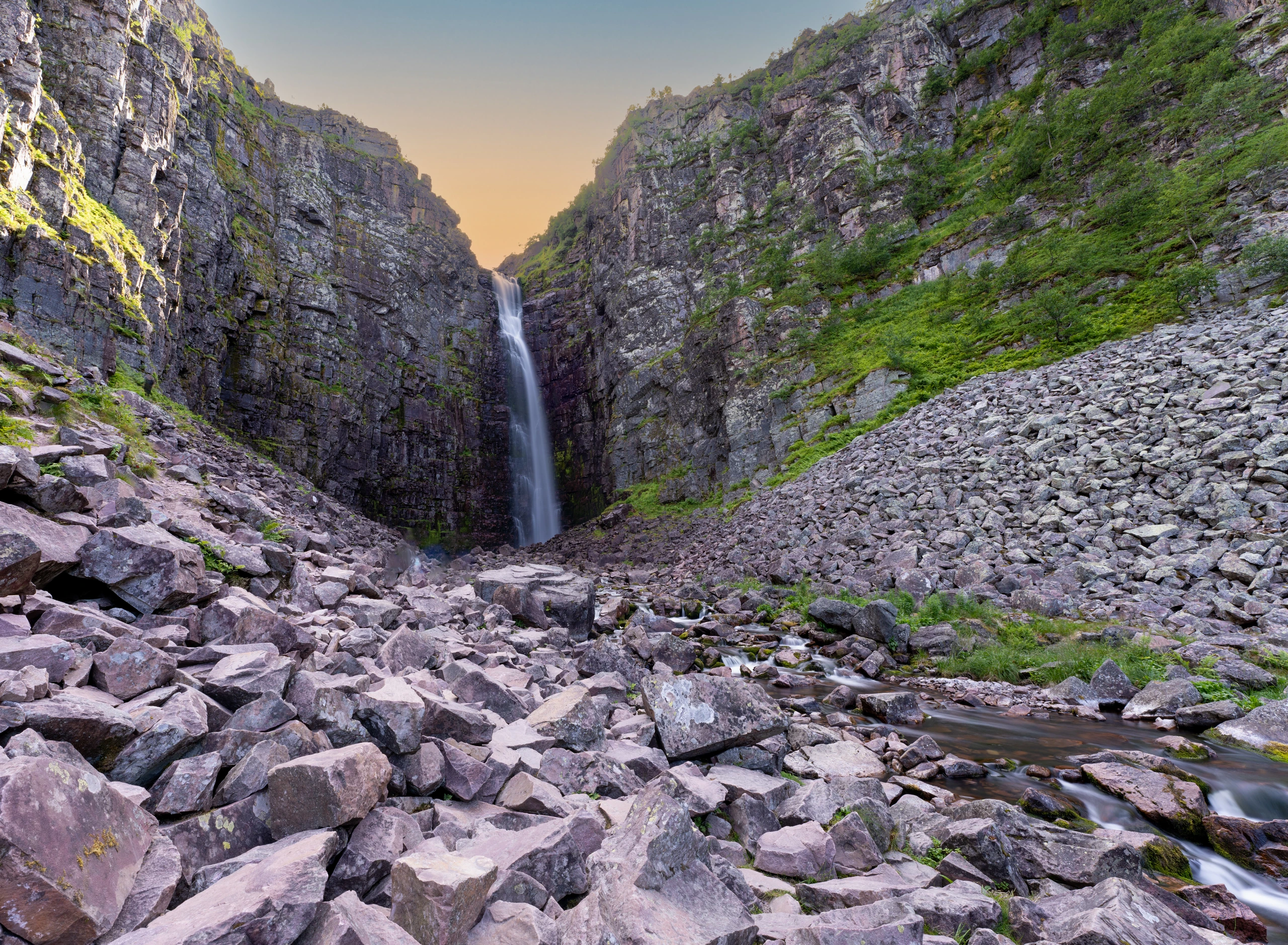 Njupeskär, vattenfall i Dalarna, Sverige