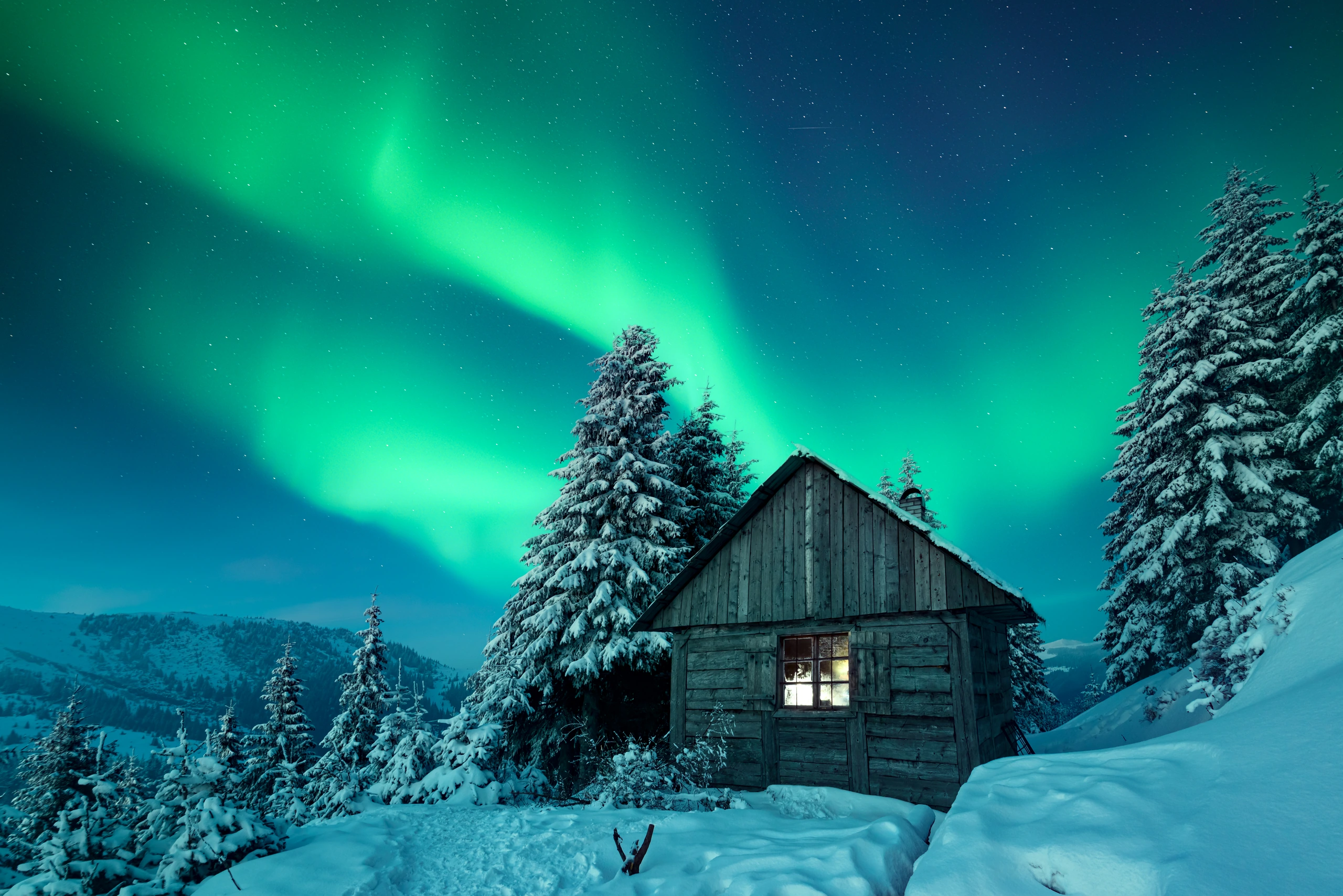 Juligt landskap med norrsken, Sverige