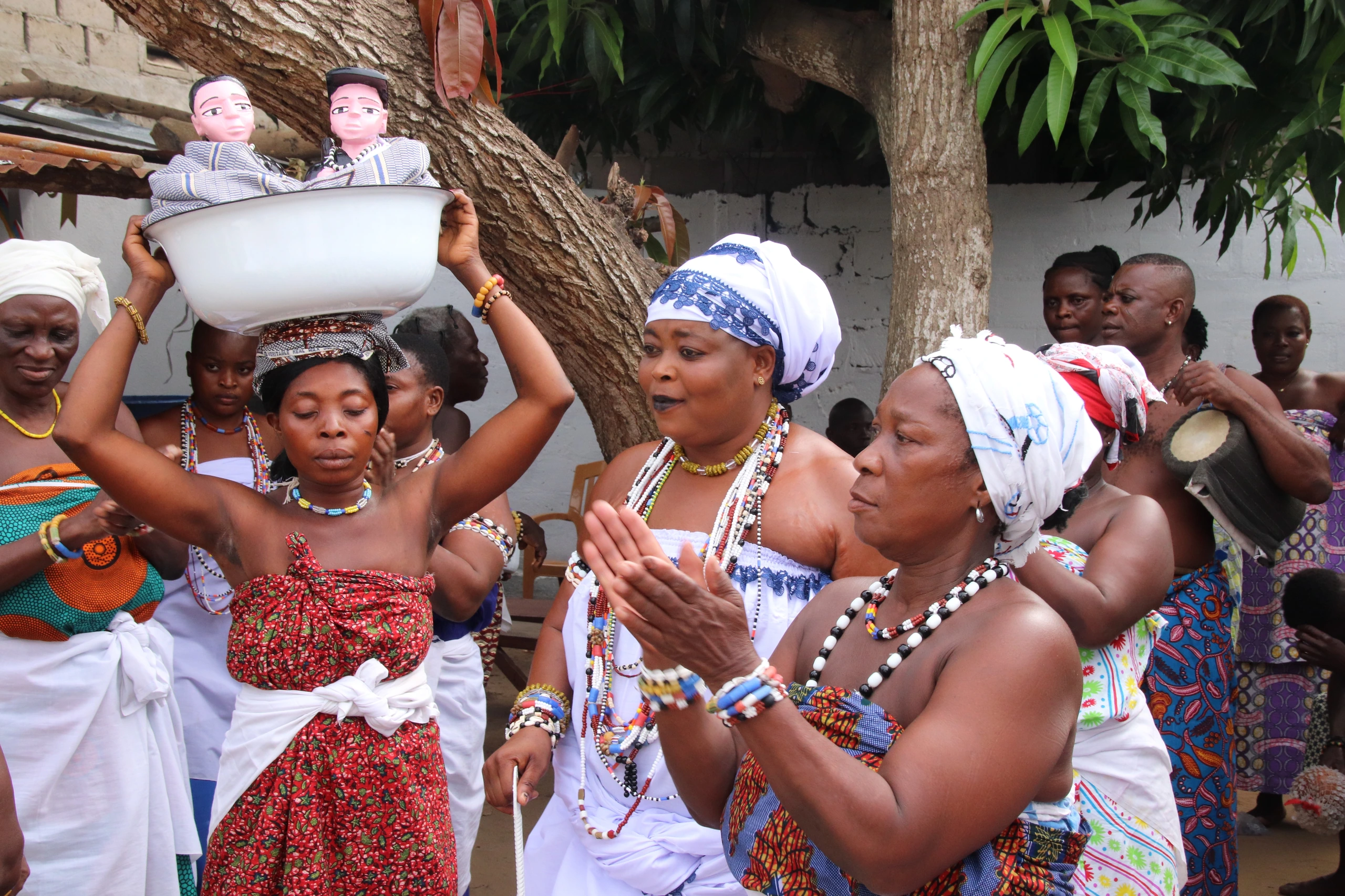 Voodoo kvinnor nära Avepozo, Togo