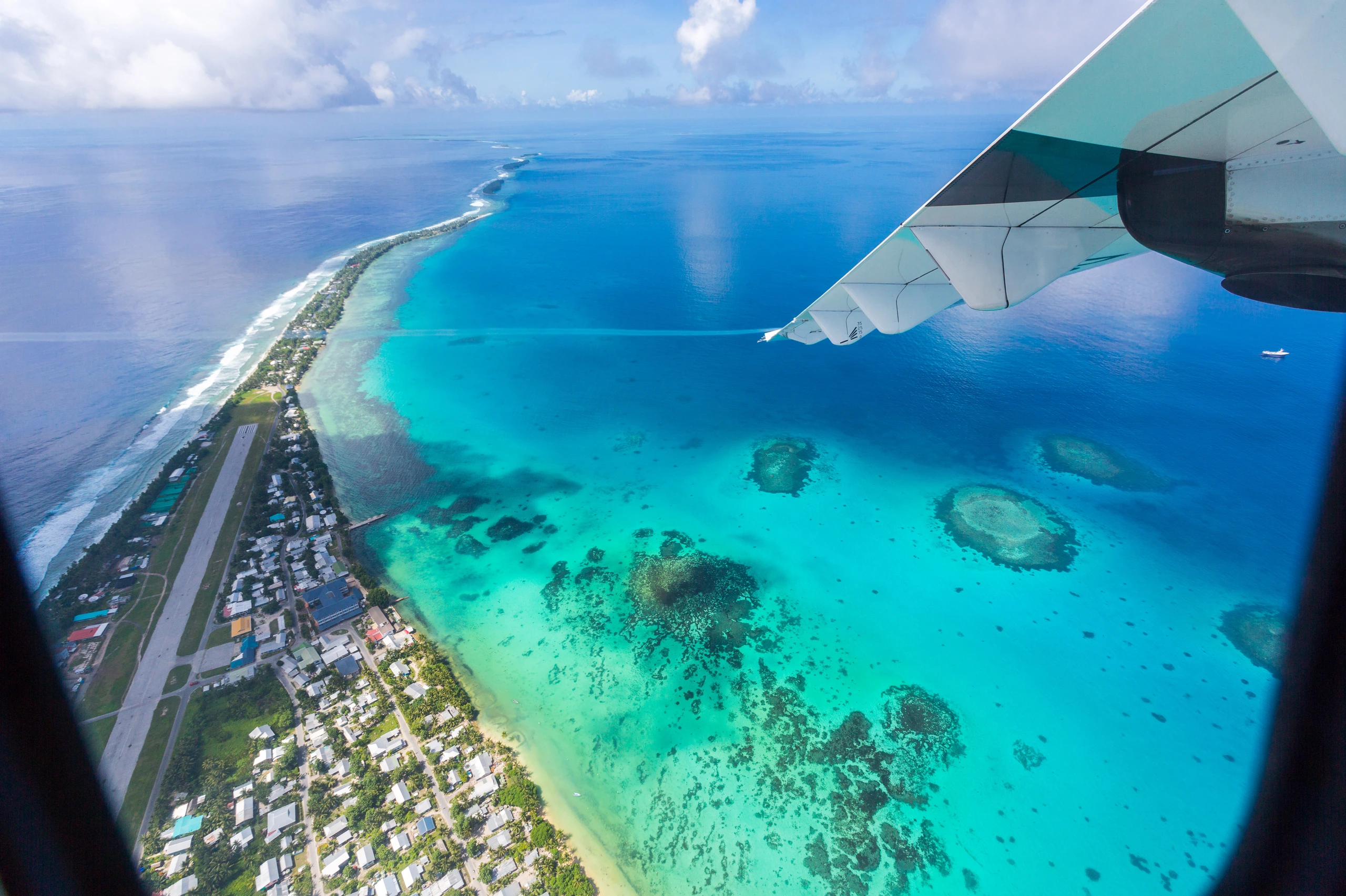 Flygfoto över Vaiaku, Funafuti atoll, Tuvalu
