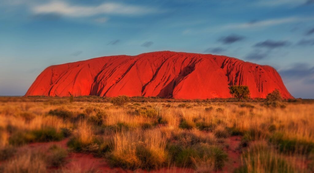 Australien - Reseguide 13 uluru 2058380 1920