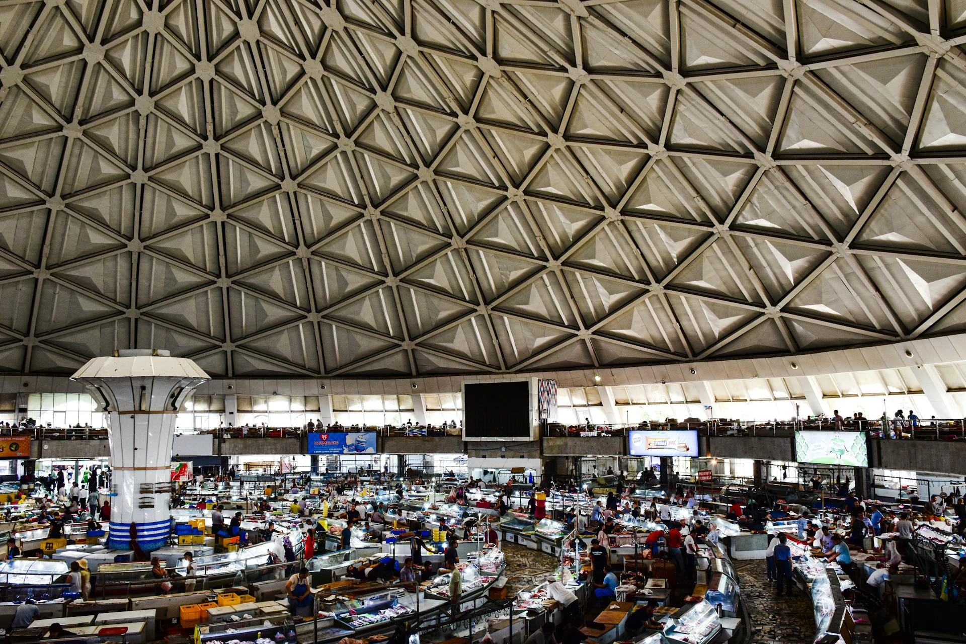 Chorsu Bazaar i Tashkent, Uzbekistan